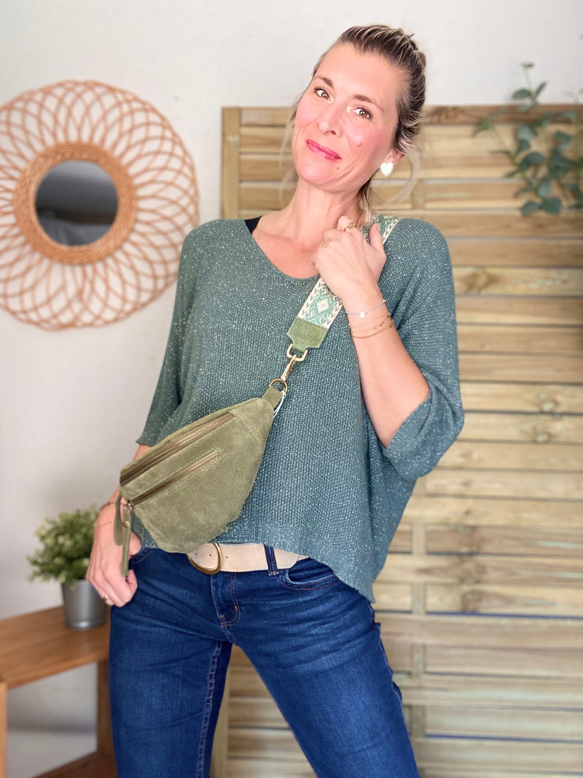 Sac banane double poche en cuir daim - OPALINE - Vert sauge (kaki clair)