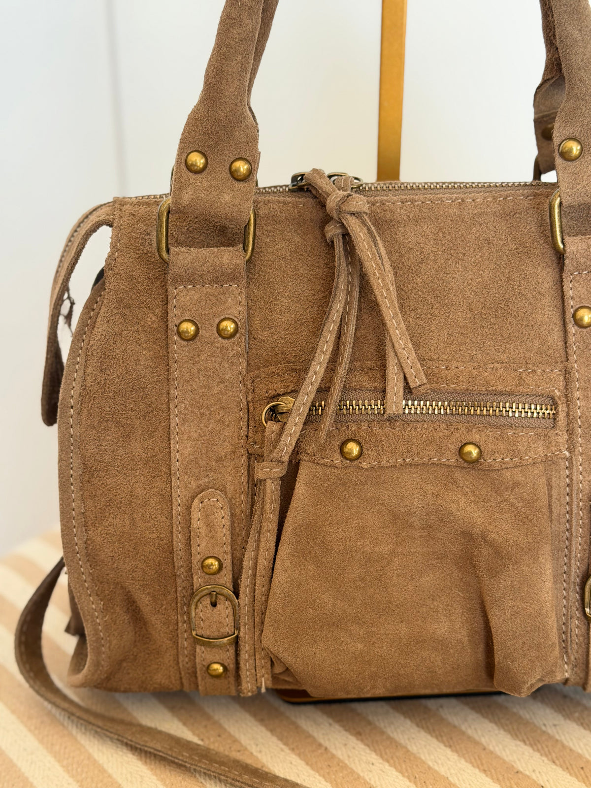 Sac à main en cuir daim • HUNTER Petit format - Taupe