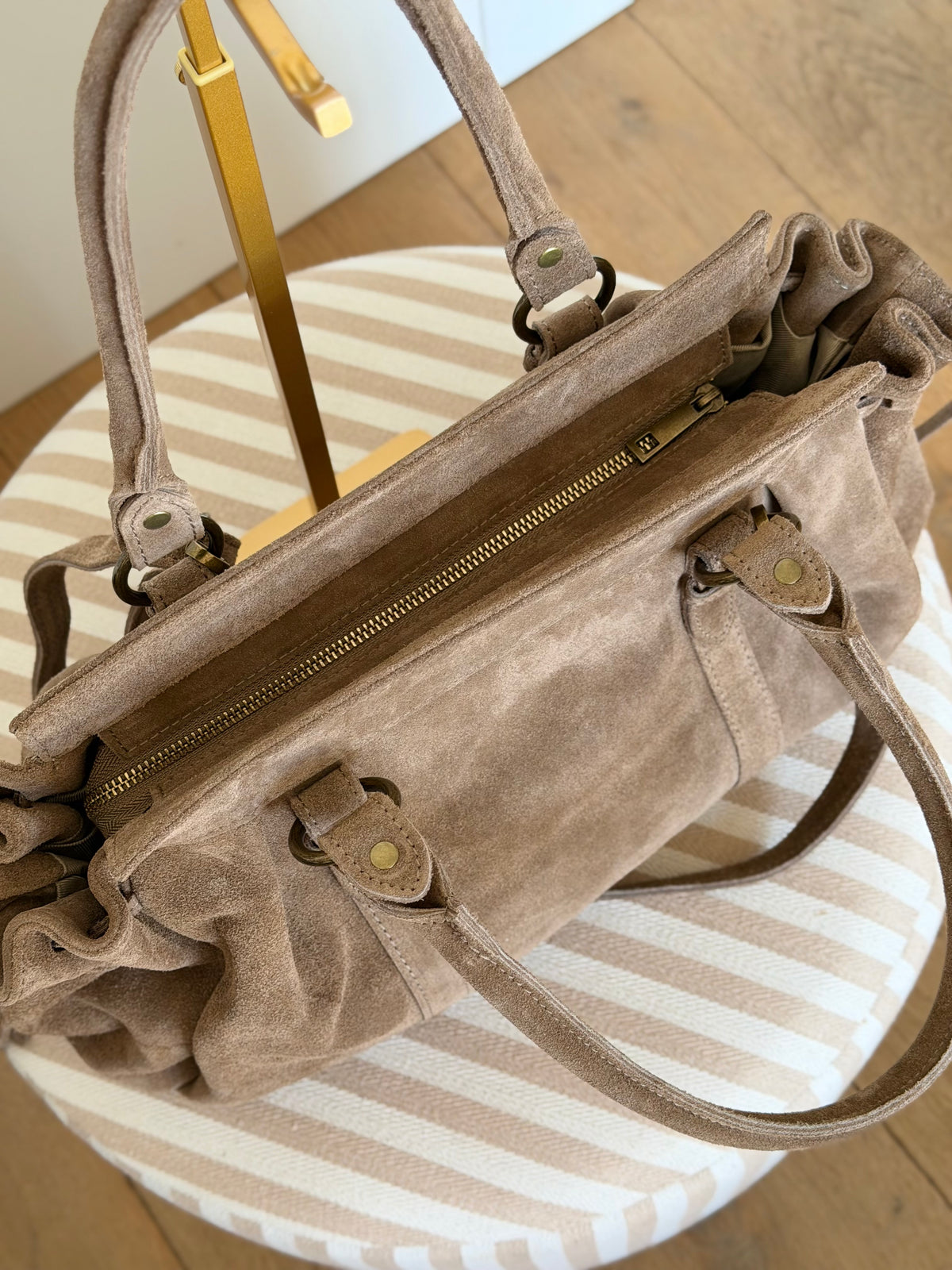 Sac cabas XL en cuir daim • PARKER Taupe