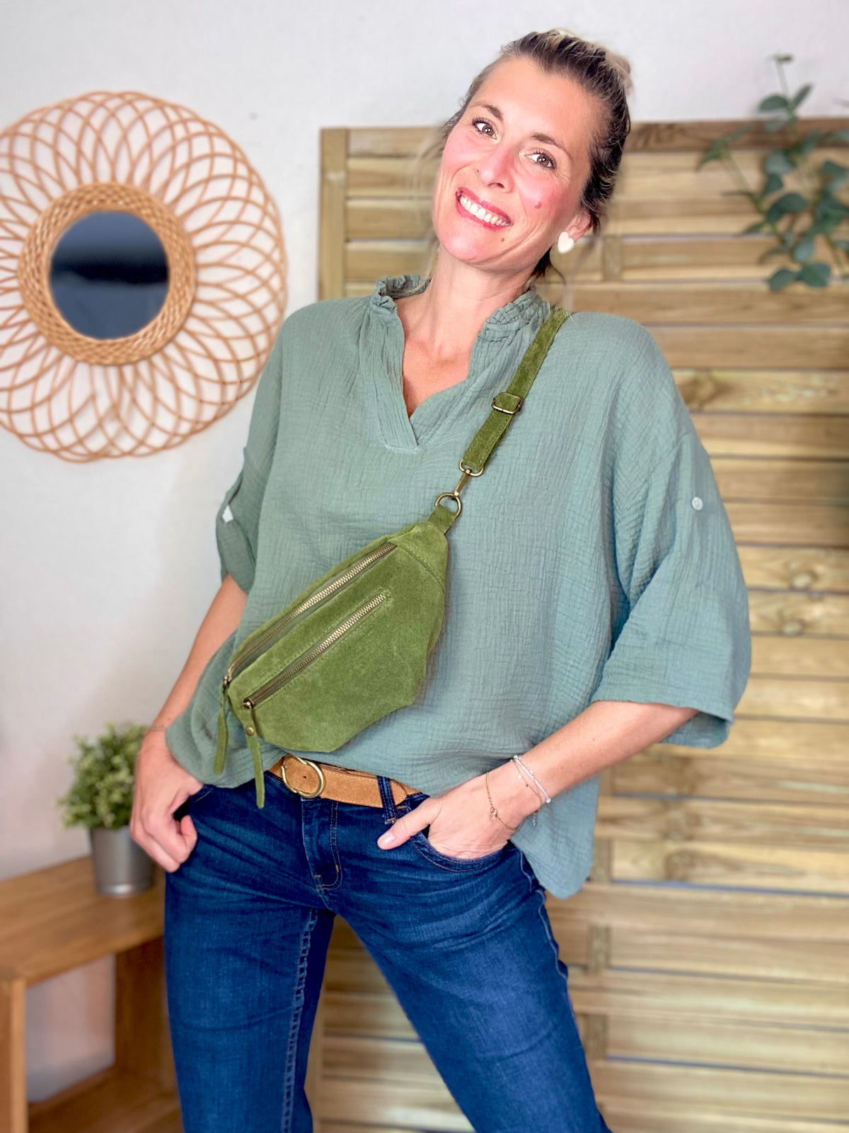 Sac banane double poche en cuir daim - OPALINE - Vert Olive (Kaki clair)
