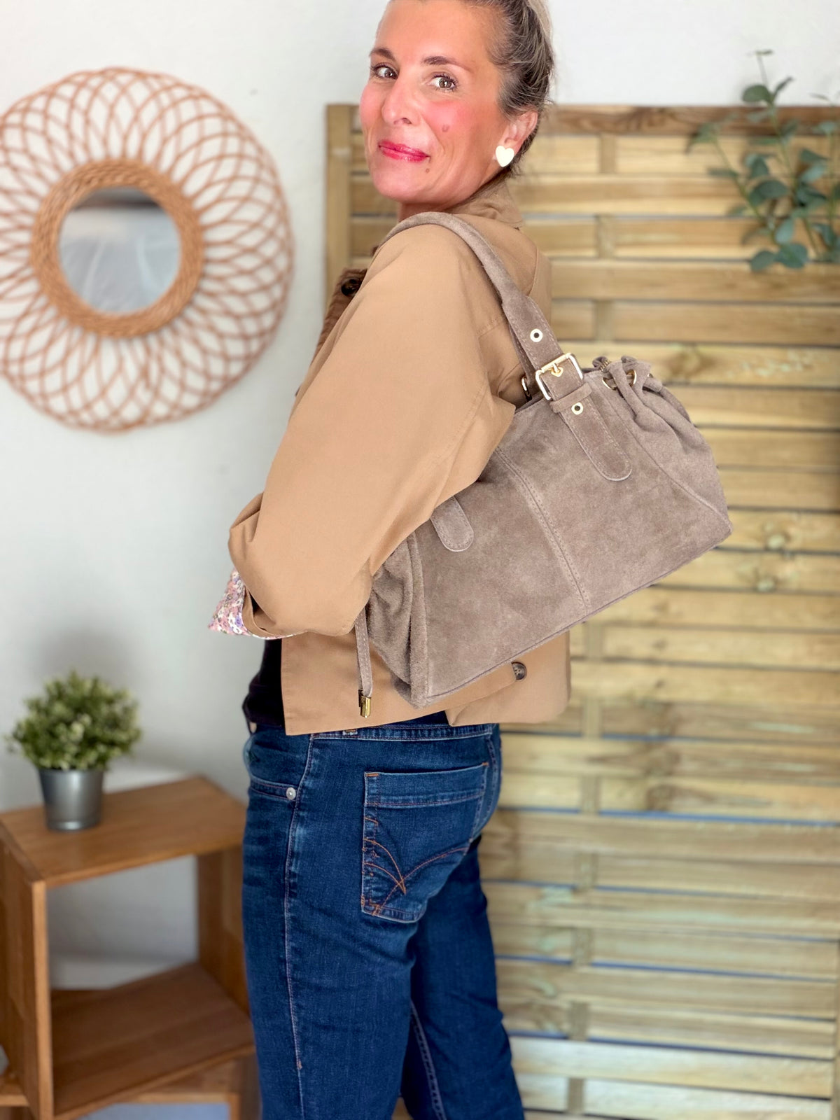 Sac à main en cuir daim GERY - Taupe