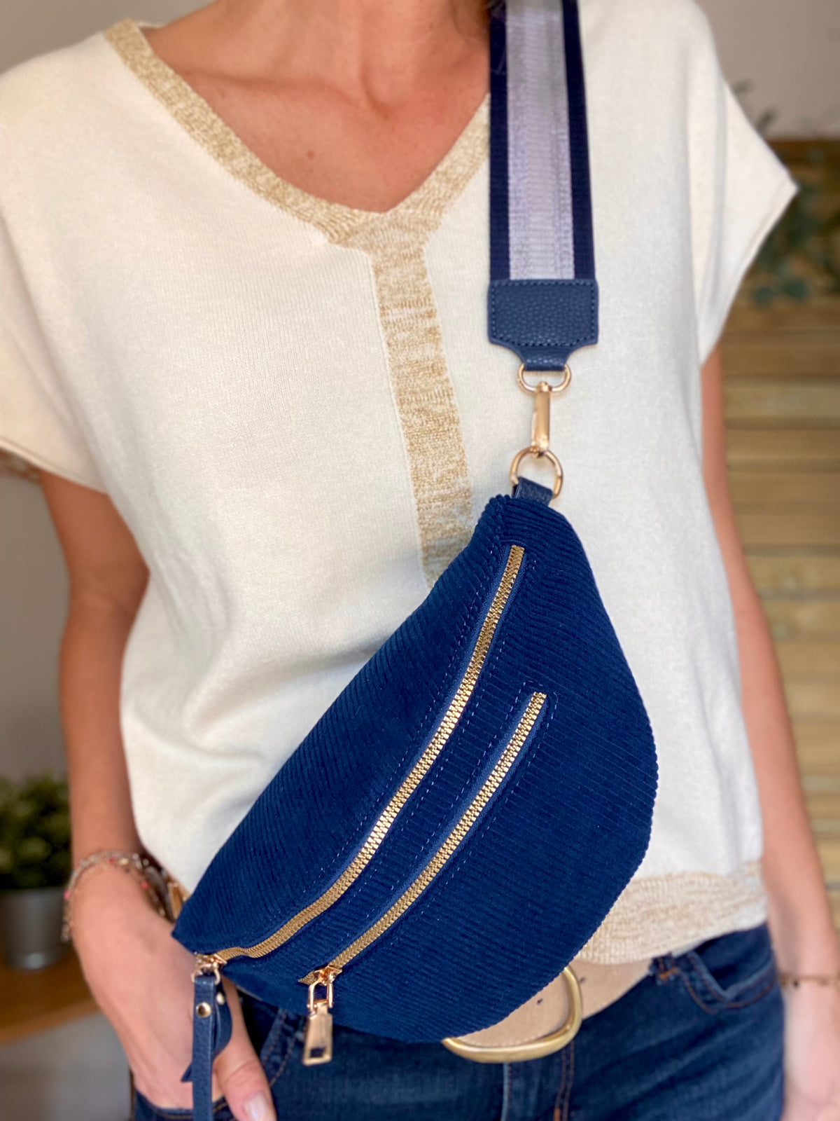 Sac banane en velours côtelé 2 zips et sangle fantaisie - CHARLY - Bleu marine (côtelé fin)