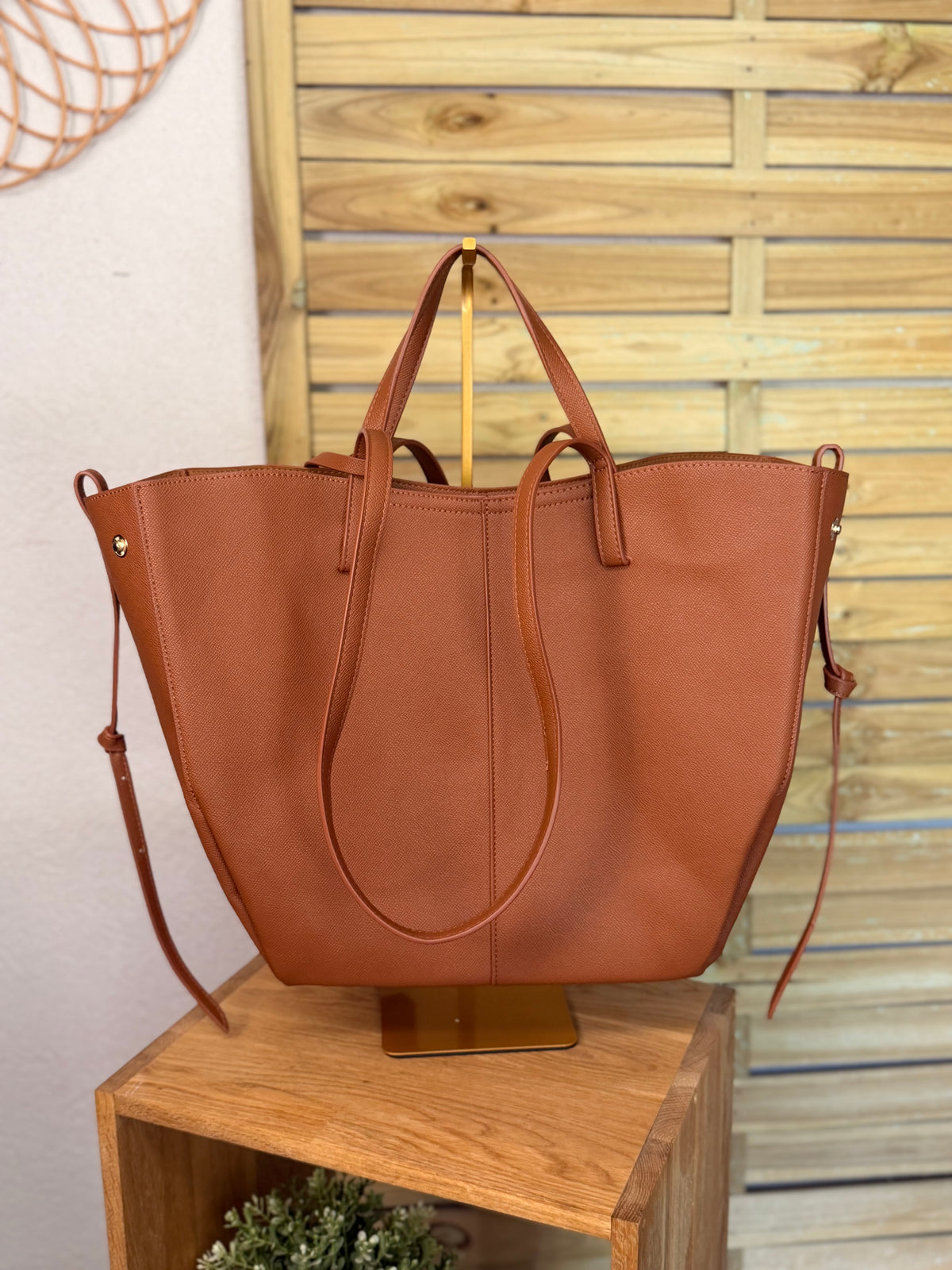 Grand Sac cabas 2 en 1 en simili cuir grainé - PAULE Camel grainé