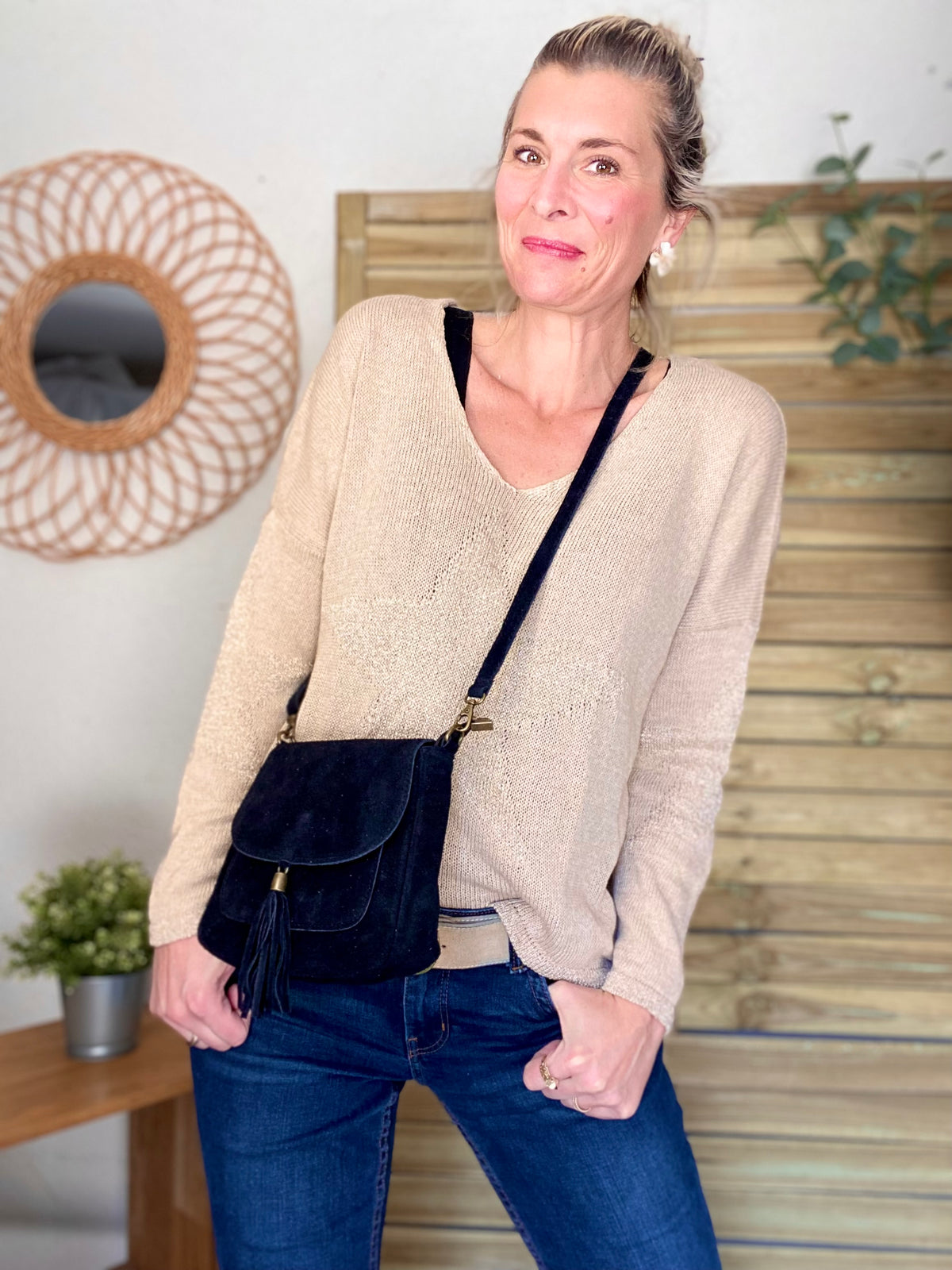 Sac bandoulière en cuir daim HORTENSE - Noir - FIN DE SÉRIE