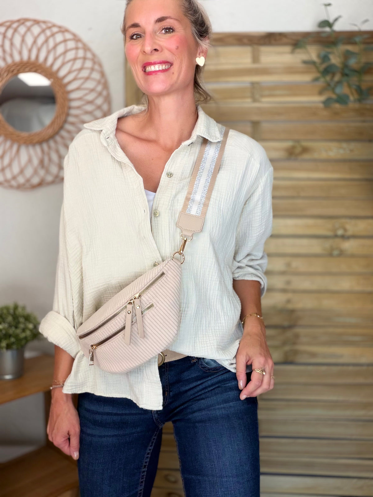 Sac banane en velours côtelé 2 zips et sangle fantaisie - CHARLY Beige clair