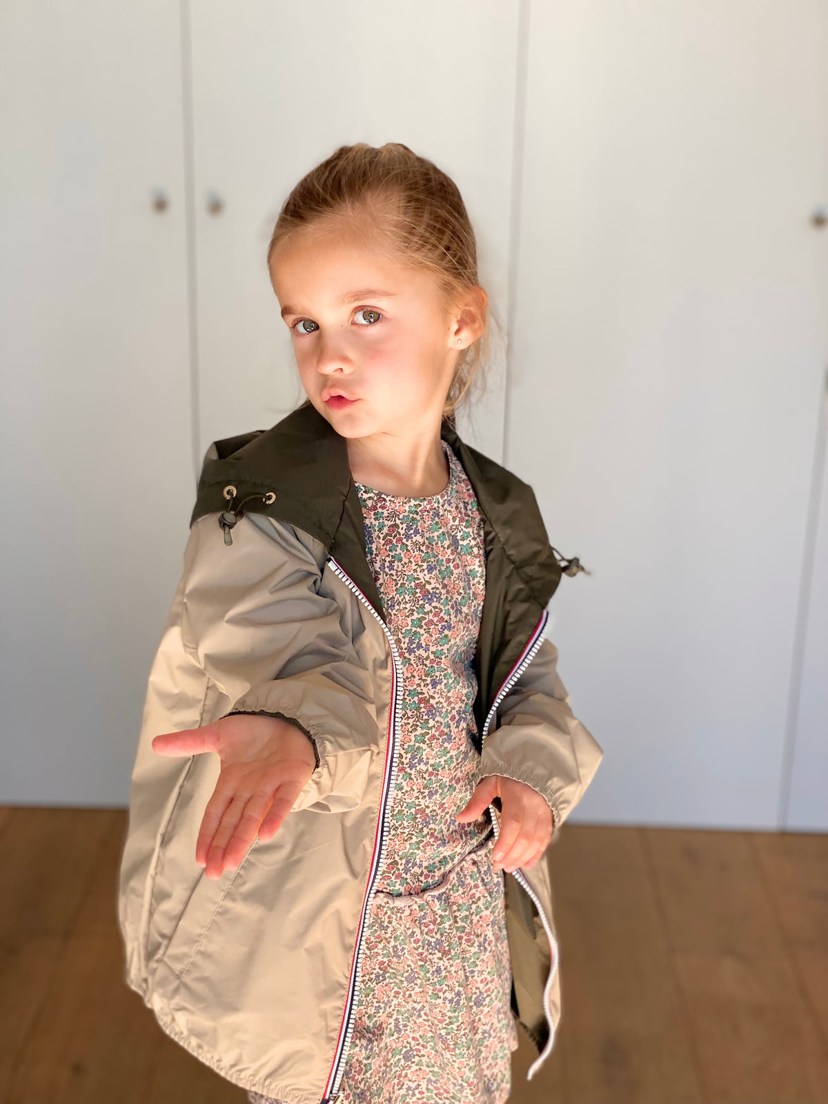 LAURA JO - Imperméable réversible léger GARANCE KIDS enfant (mixte) - Kaki / Beige • DÉSTOCKAGE sur Taille 6 ans