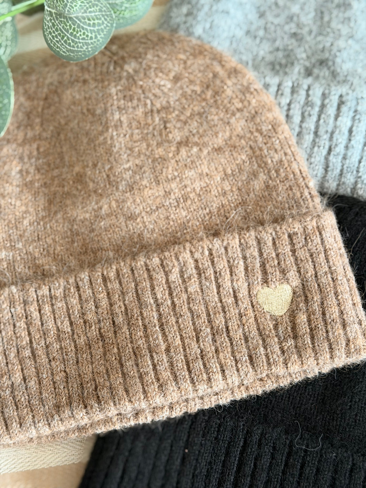 Bonnet avec cœur doré 💛 GABIN