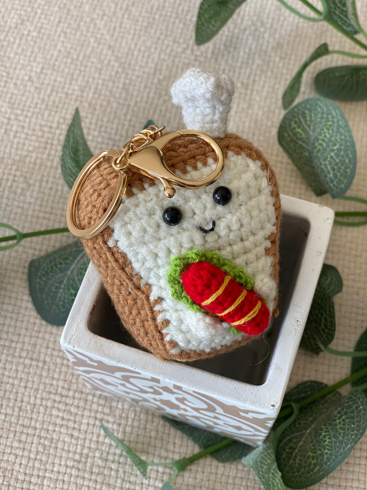 Porte-clefs Grigri en crochet ANATOLE