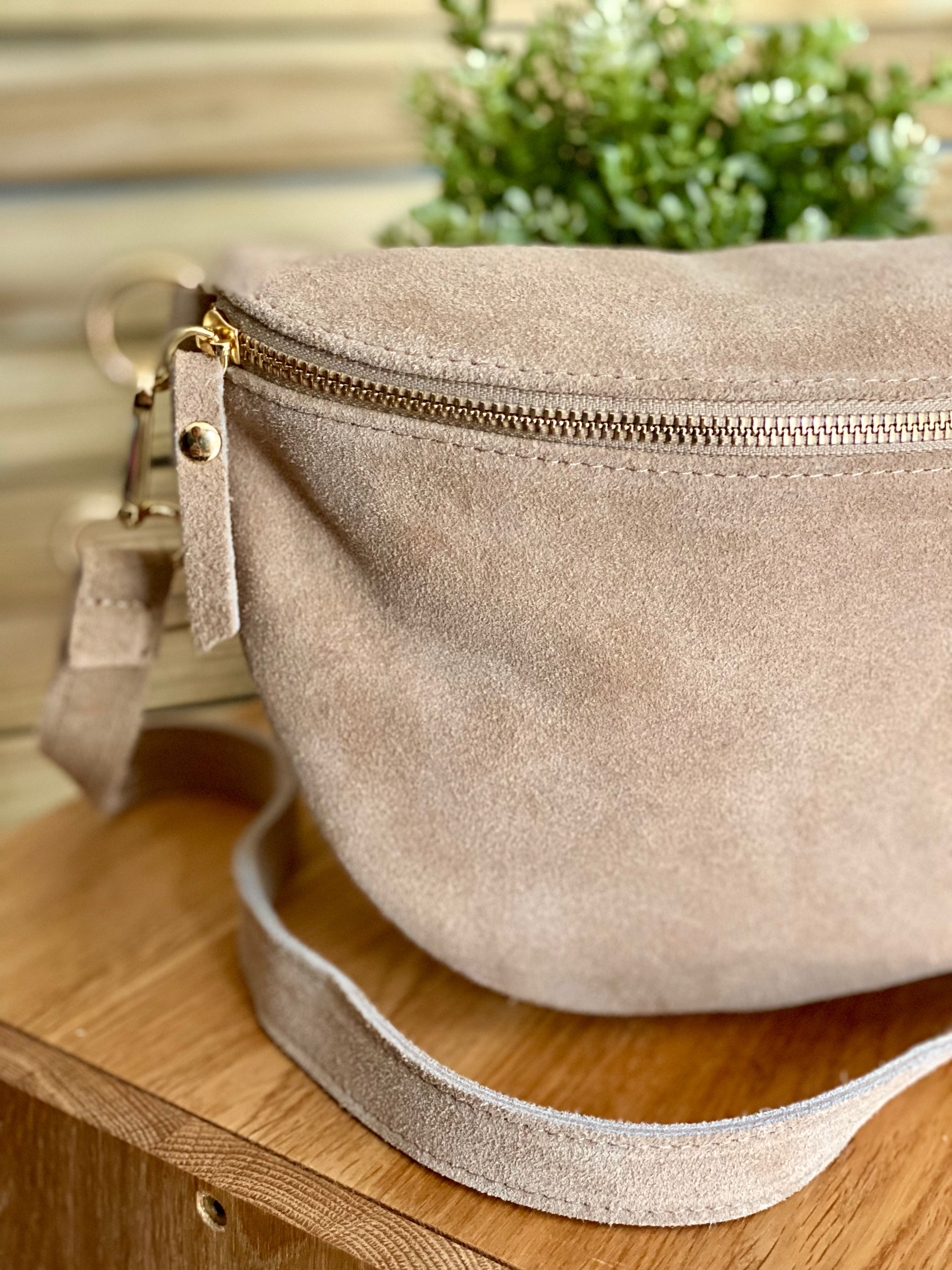 Sac banane XL en cuir velours 30cm JUDY - Beige