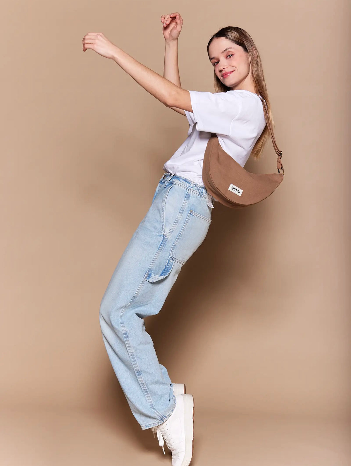 HINDBAG ANDRÉA - Sac banane demi-lune Cannelle