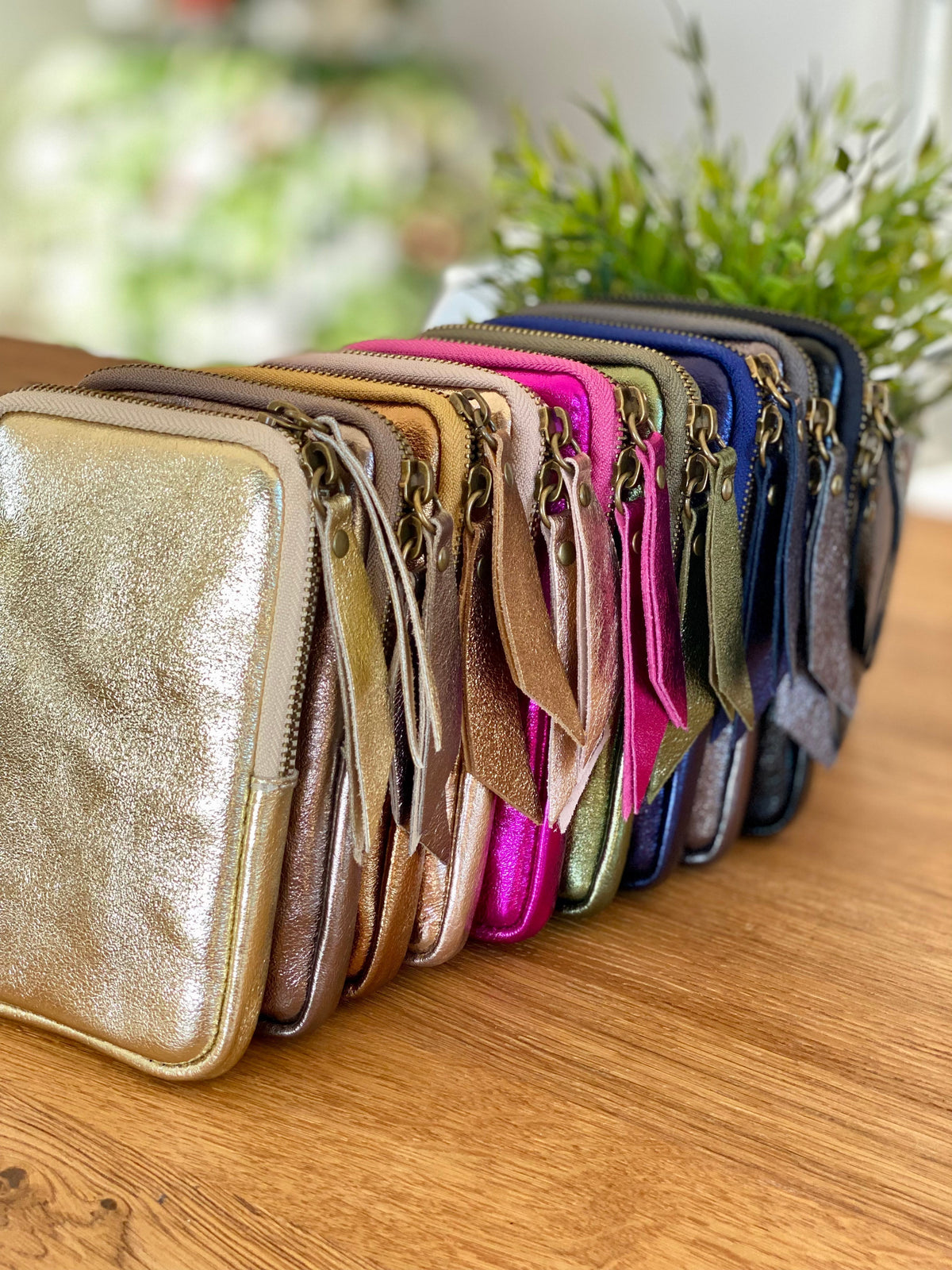 Pochette bandoulière pour téléphone en cuir irisé - STELLA - Kaki - FIN DE SÉRIE