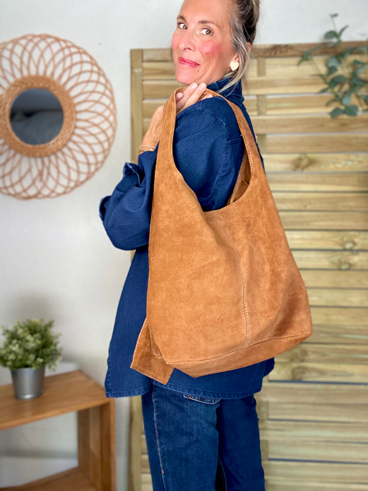 Sac cabas hobo cuir daim MARLON - Camel