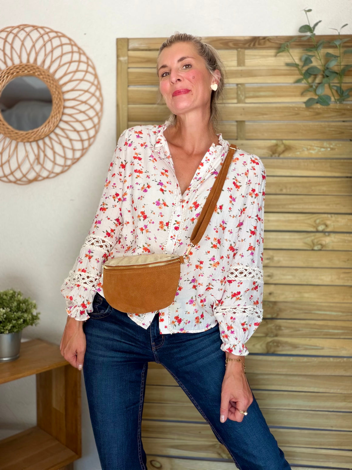 ⚡️ ARRIVAGE - Blouse fleurie corail, manches ajourées SERVANE