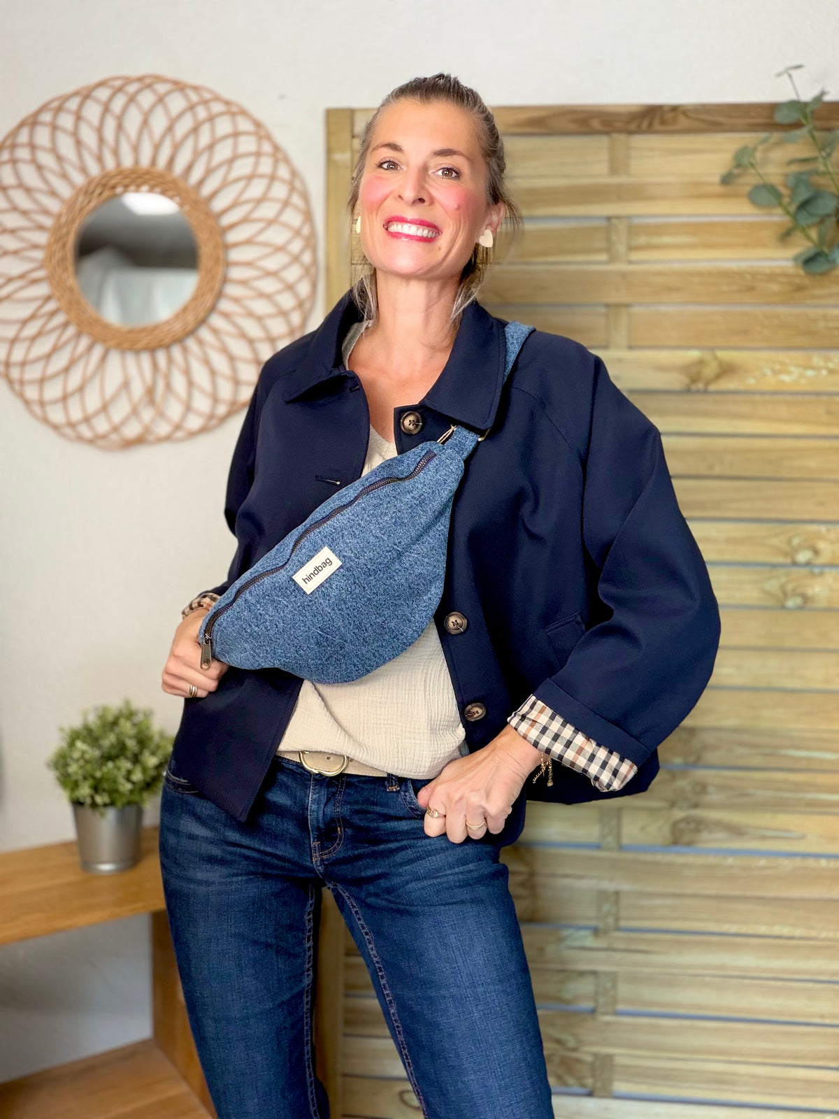 HINDBAG SASHA - Sac banane Denim bleu foncé