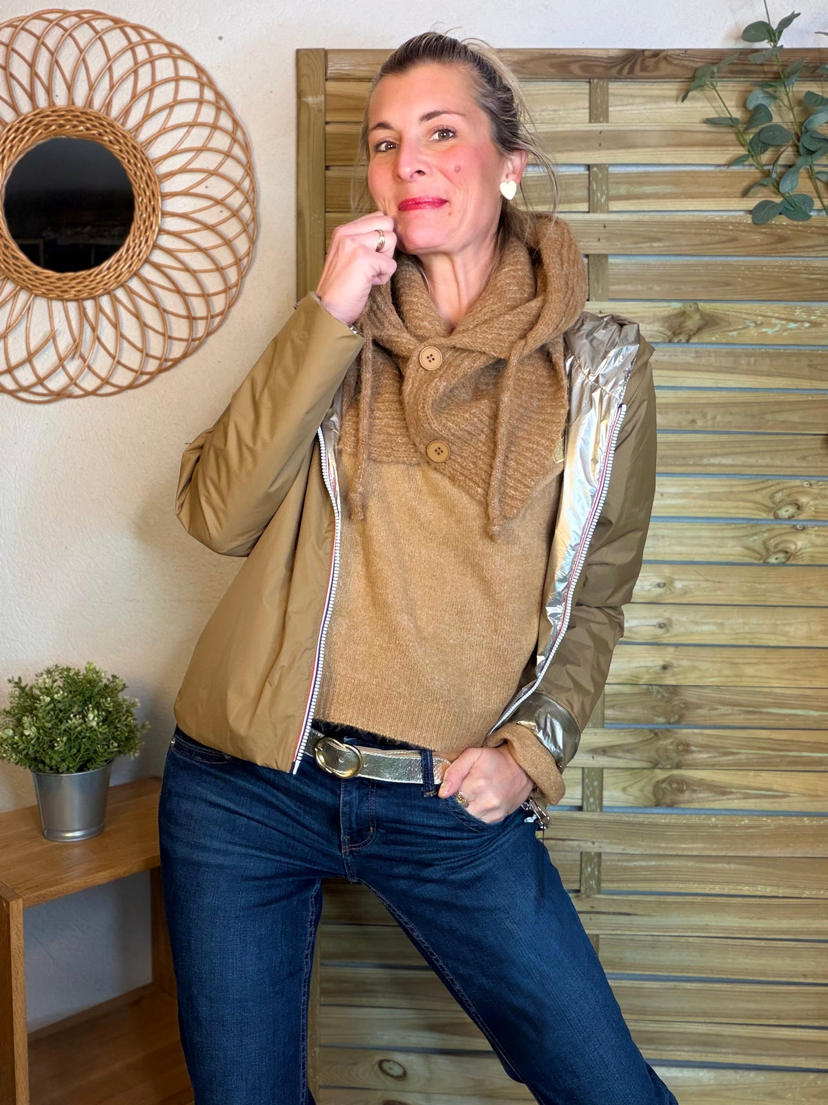 Col cagoule LORIE en maille avec boutons - Camel