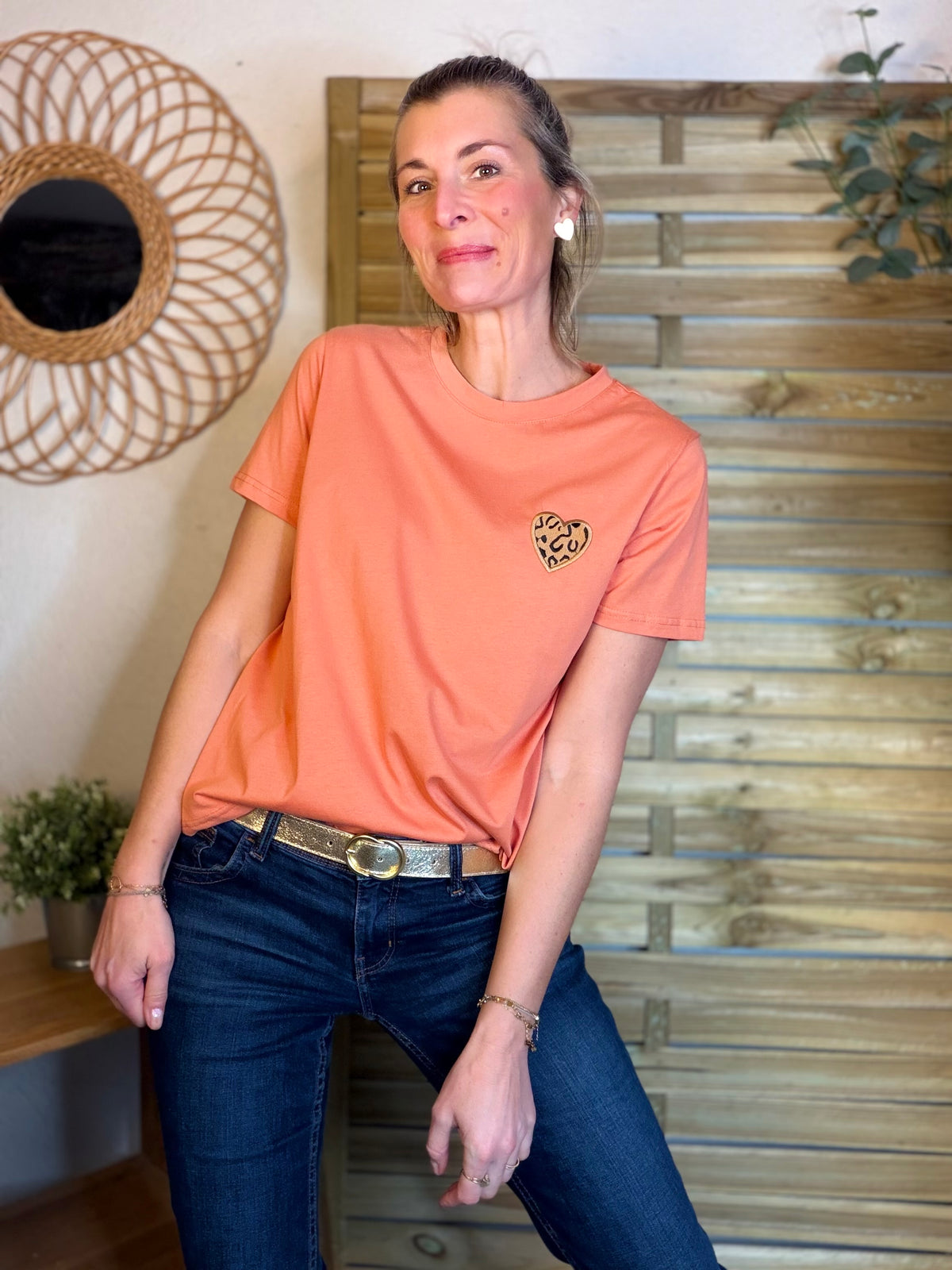 Tee shirt cœur brodé Léo 🐆 MONA Orange - FIN DE SÉRIE