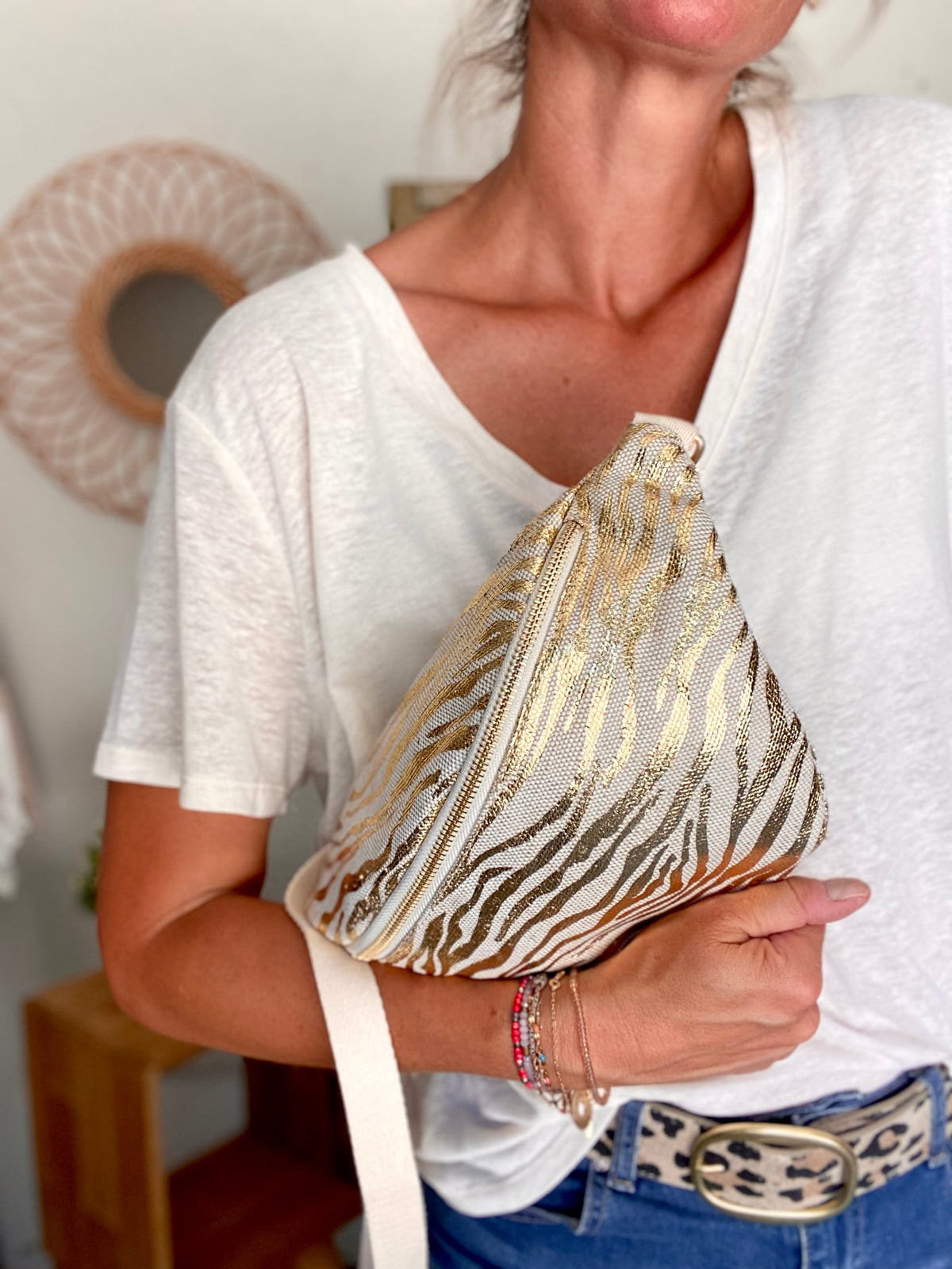 Sac banane XL en toile zebrée doré - KATE