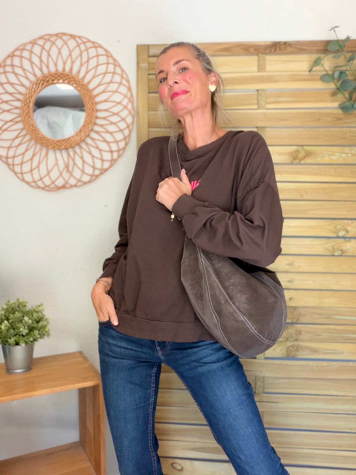 Sac besace XXL en simili cuir brossé - HAROLD Chocolat