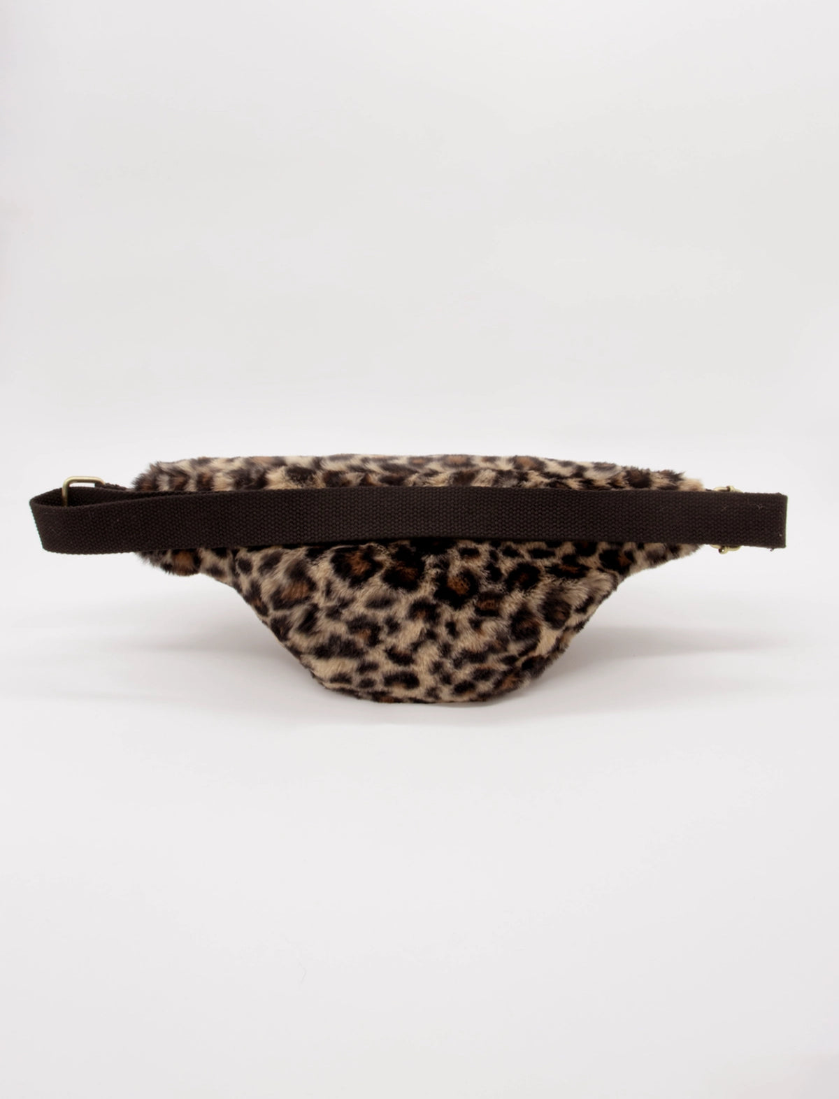 HINDBAG OLIVIA - Sac banane Léo fourrure 🐆