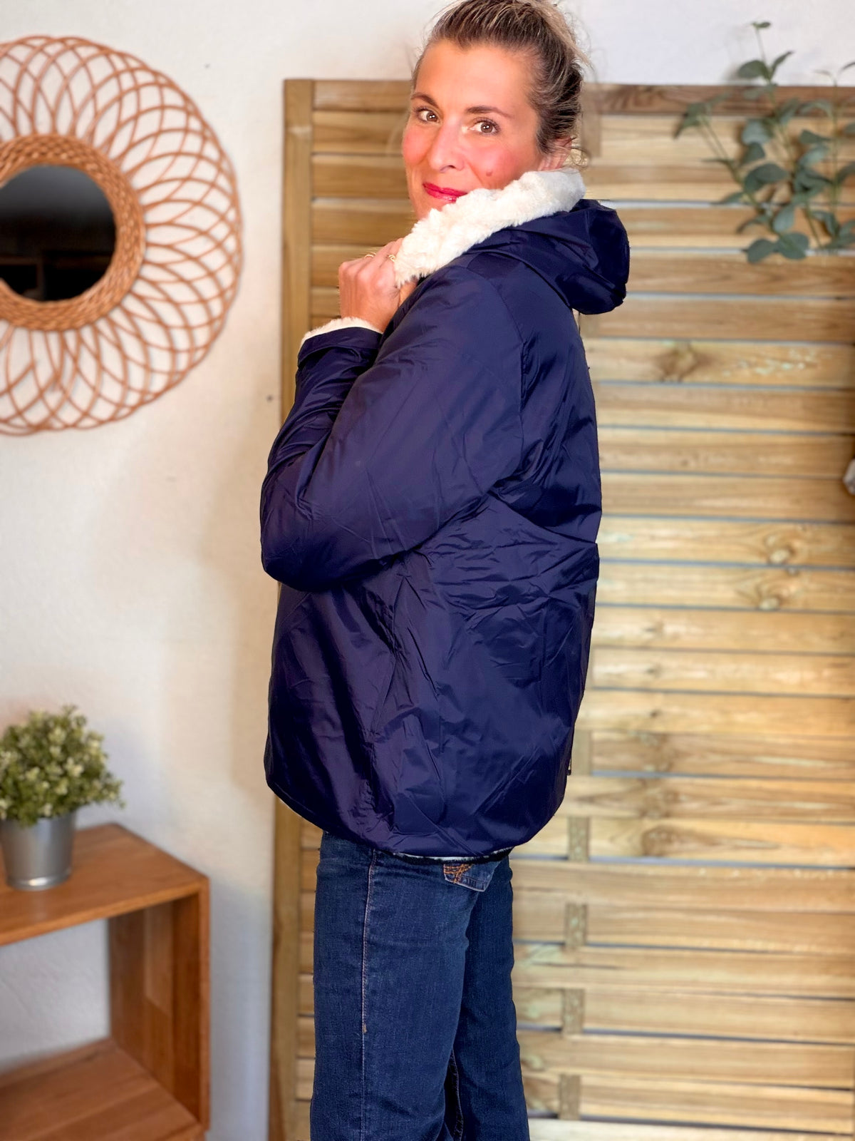 LAURA JO - Parka Imperméable réversible fourrée Marine / Beige ALIX Court • DÉSTOCKAGE