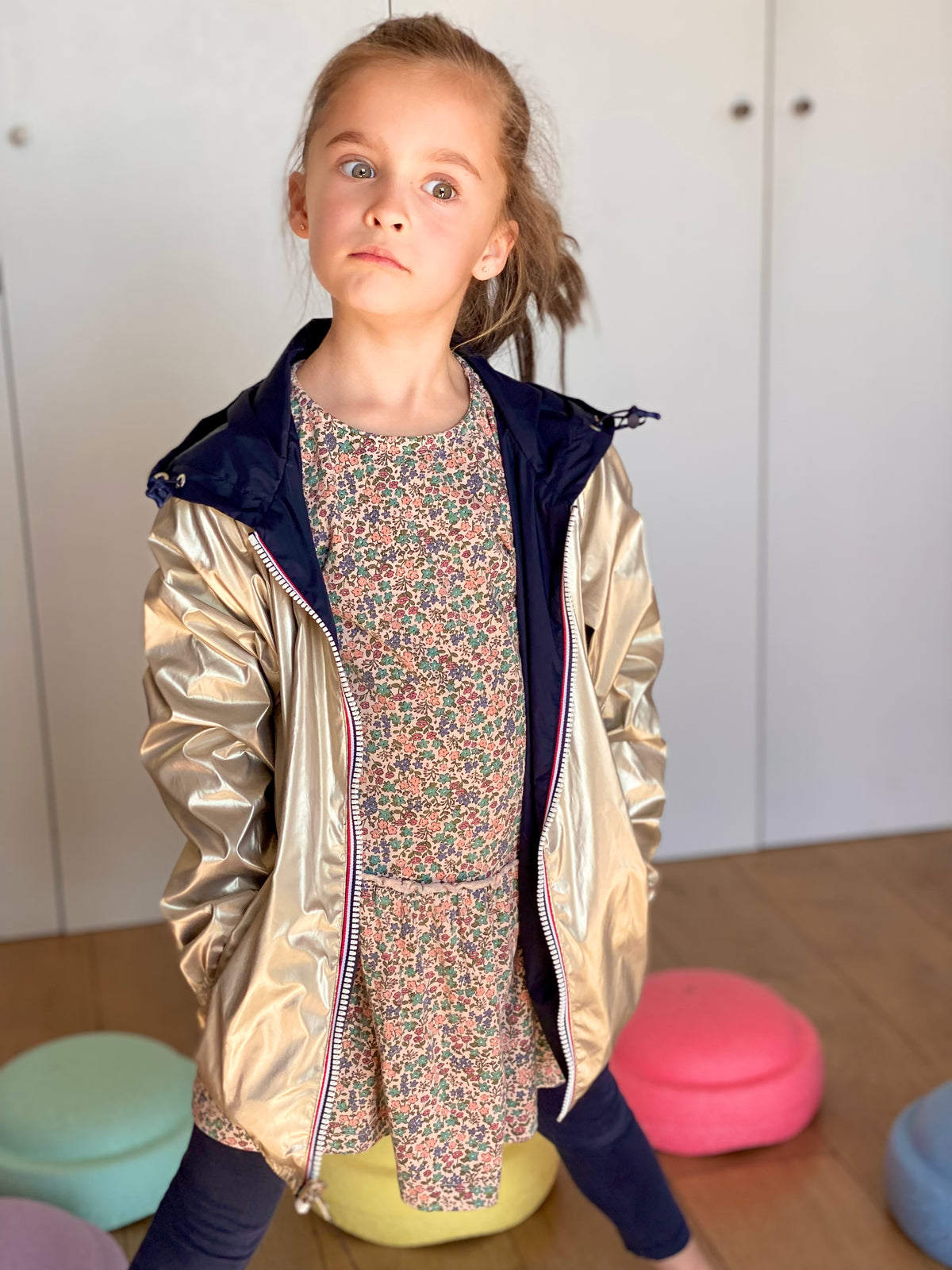 LAURA JO - Imperméable réversible léger GARANCE KIDS enfant (mixte) - Bleu Marine / Doré • DÉSTOCKAGE sur Taille 6 ans
