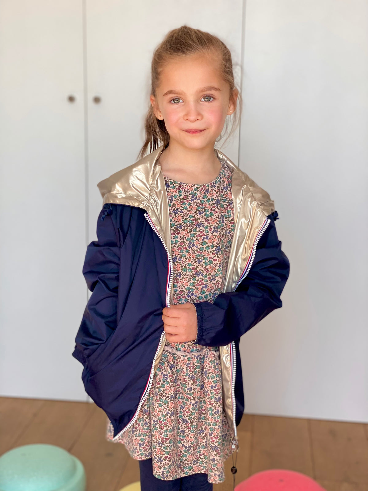 LAURA JO - Imperméable réversible léger GARANCE KIDS enfant (mixte) - Bleu Marine / Doré • DÉSTOCKAGE sur Taille 6 ans
