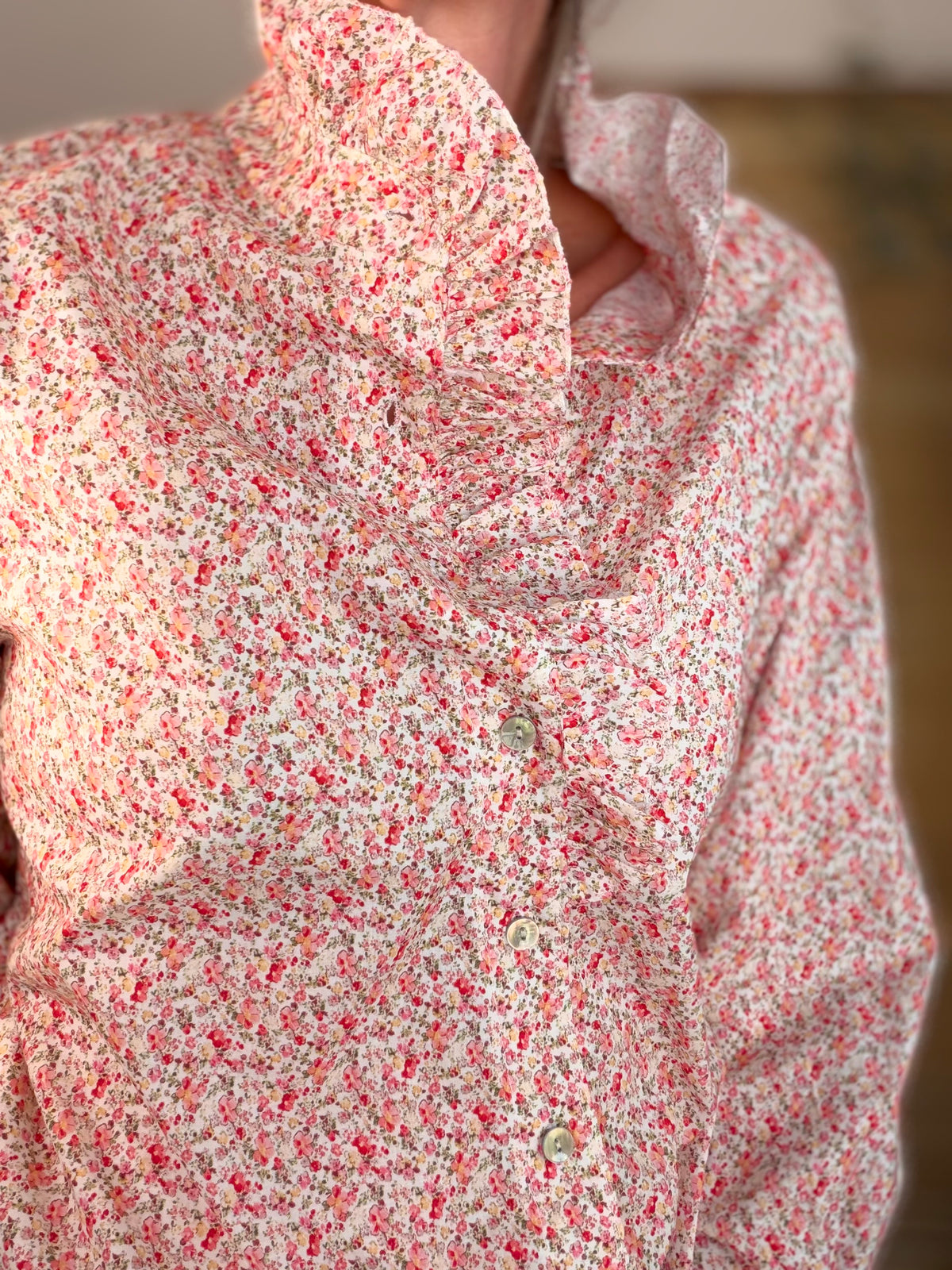 Chemise imprimée Liberty col volanté HÉLOÏSE - Rouge rosé - FIN DE SÉRIE