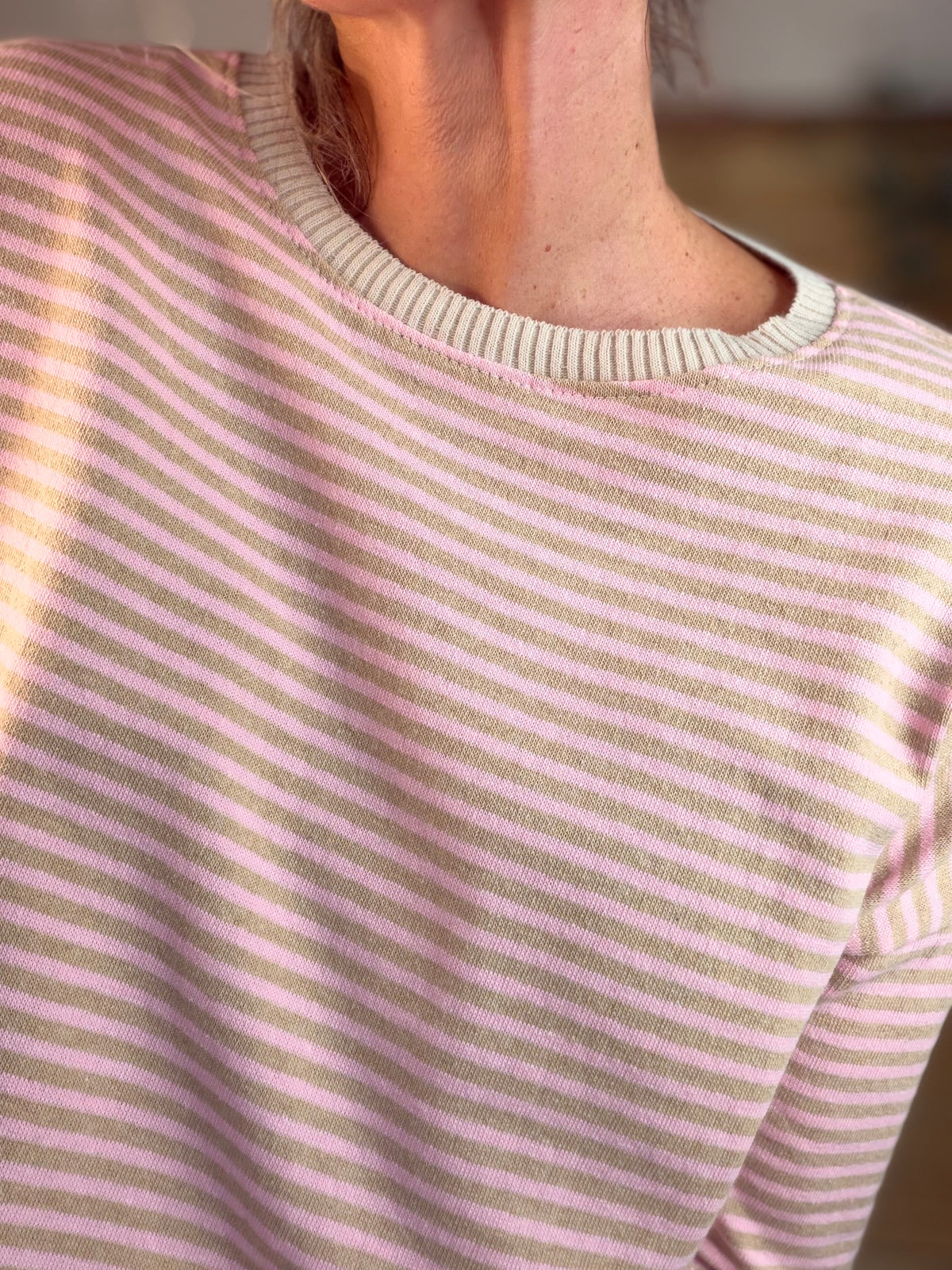 Pull fin rayé ample ROMANE - Rose/Taupe - FIN DE SÉRIE