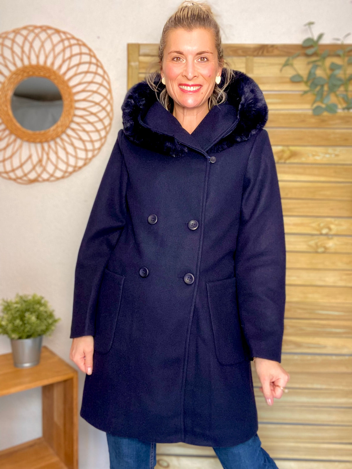 LAURA JO - Manteau caban ESTHER avec capuche et col fausse fourrure amovible - Bleu marine - FIN DE SÉRIE