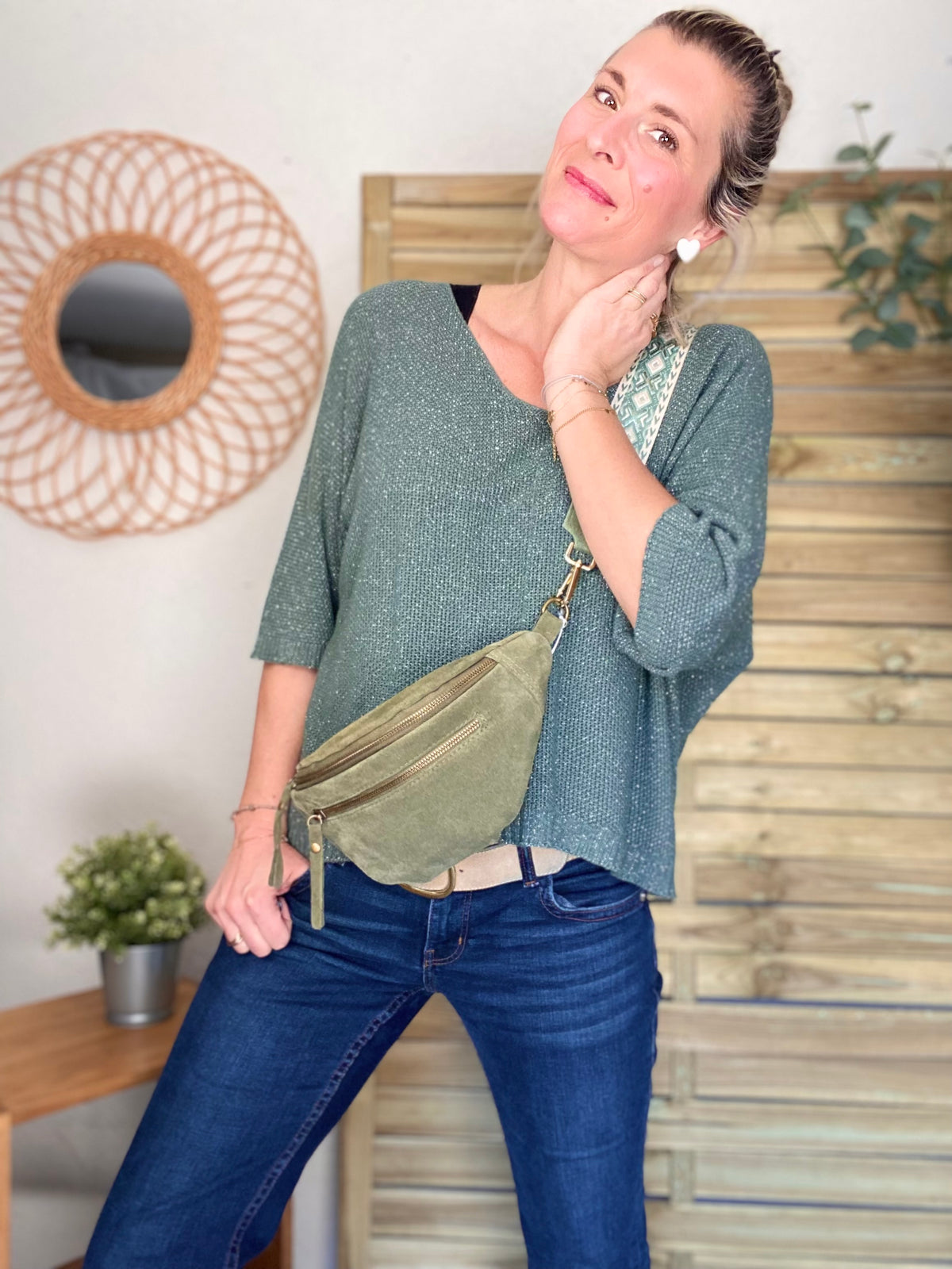 Sac banane double poche en cuir daim - OPALINE - Vert sauge (kaki clair)