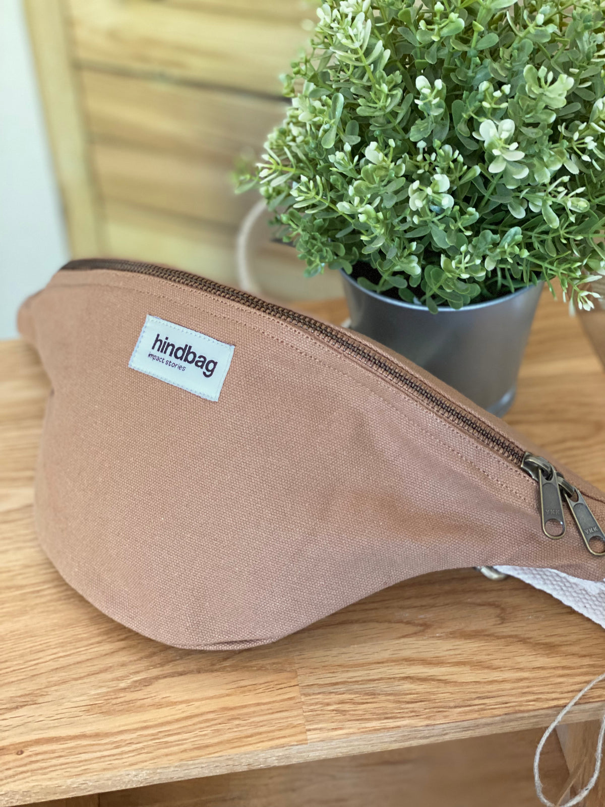 HINDBAG OLIVIA - Sac banane Cannelle