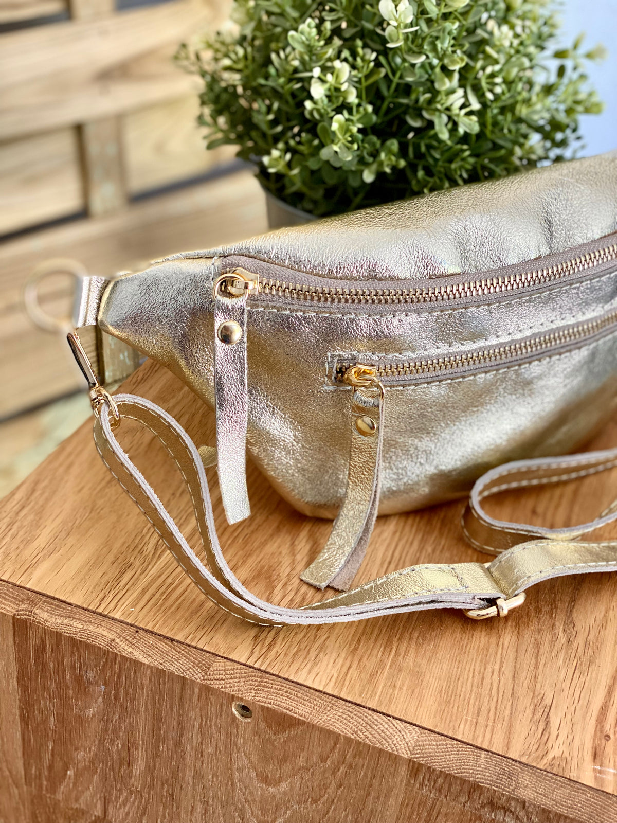 Sac banane en cuir irisé ERYN - Doré (9 coloris)