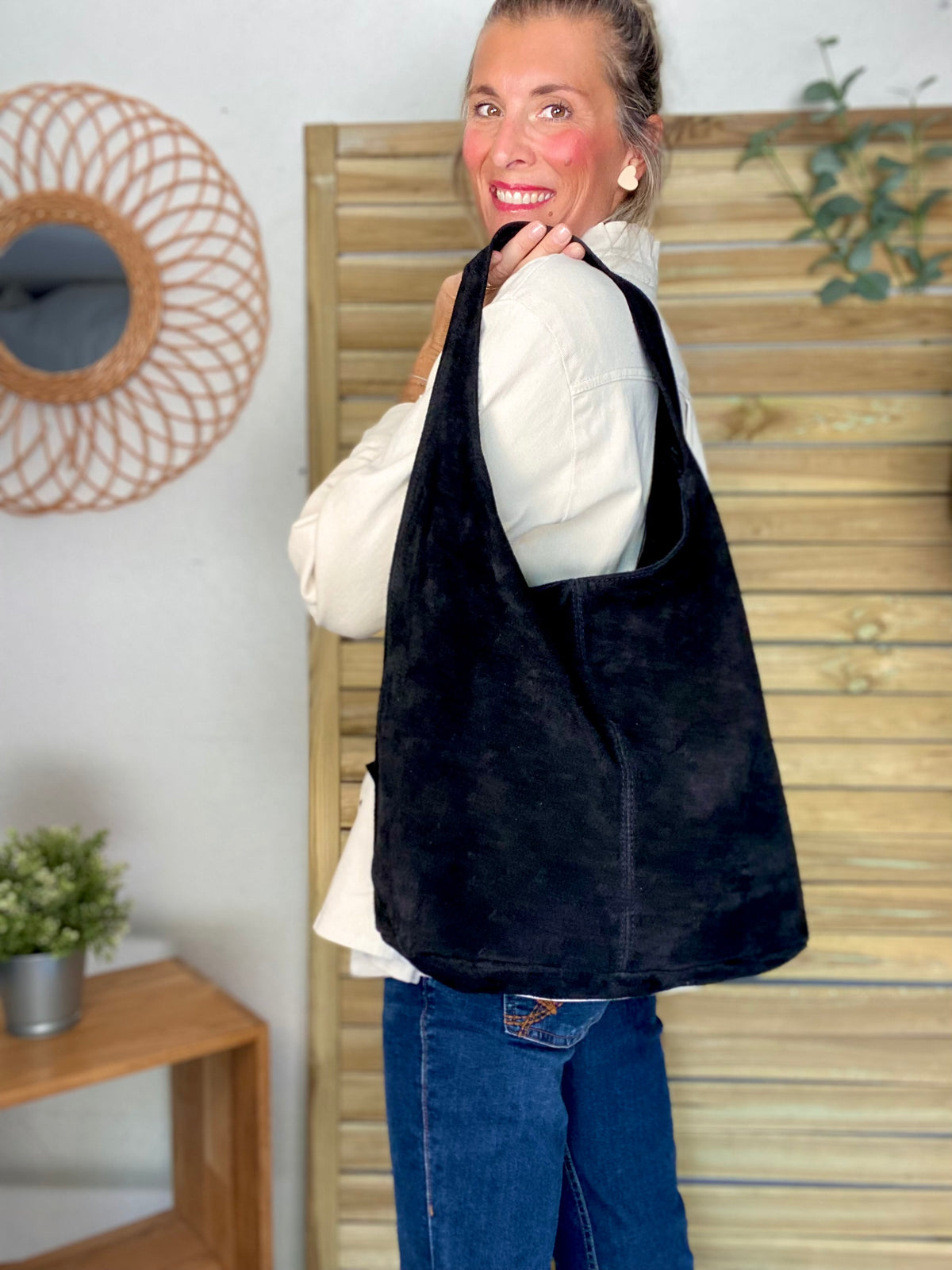Sac cabas hobo cuir daim MARLON - Noir