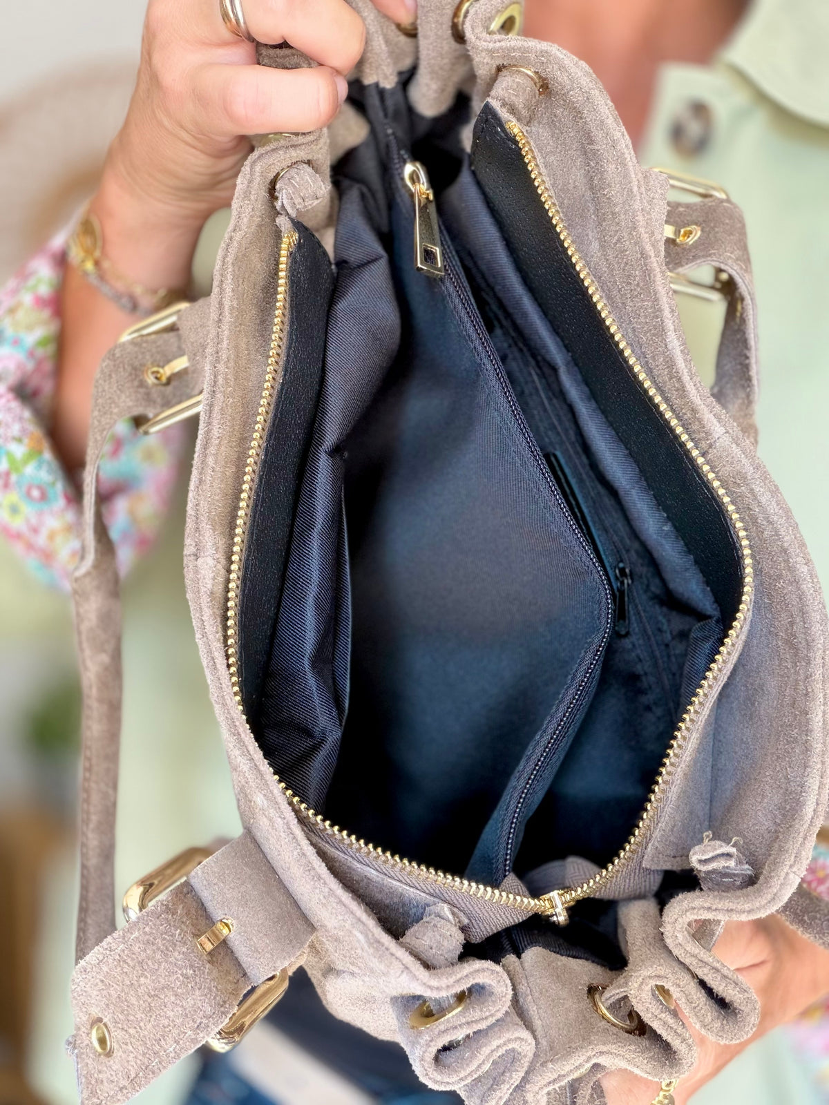 Sac à main en cuir daim GERY - Taupe