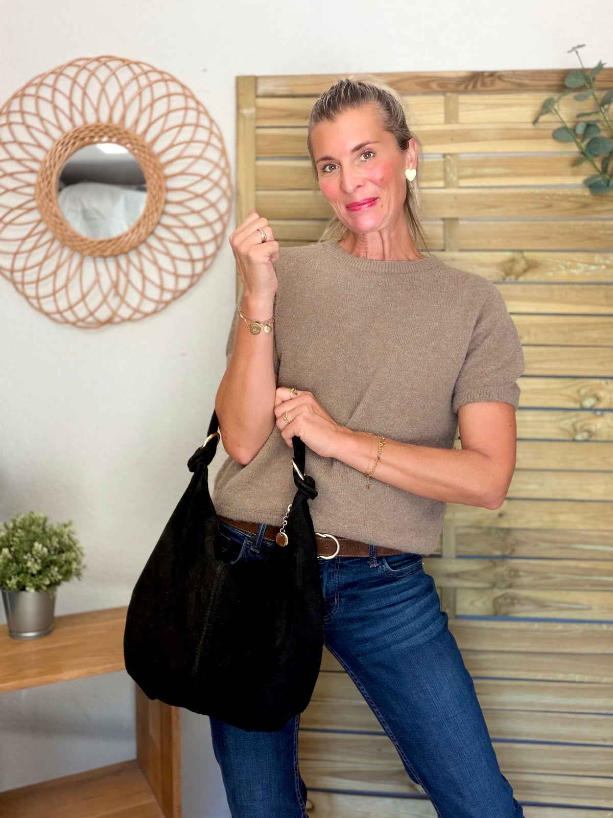 Sac besace hobo en cuir daim souple avec anneaux WILLIAM - Noir