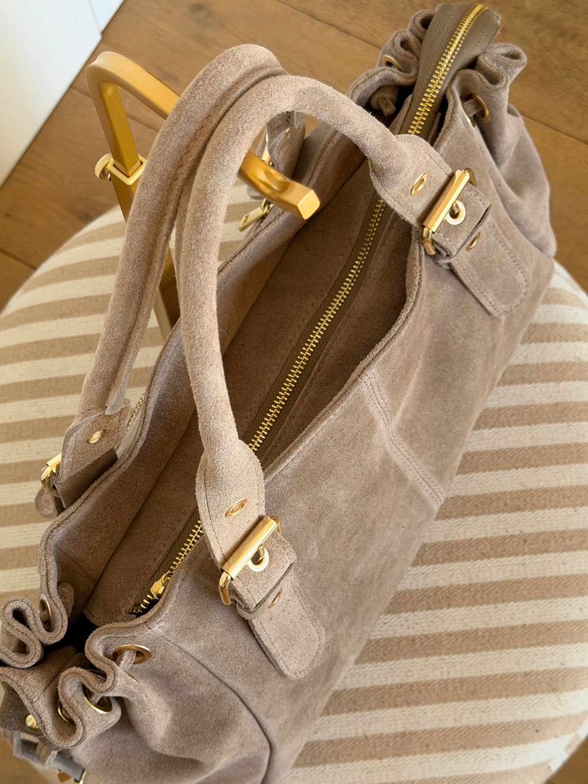 Sac cabas XL en cuir daim • JASPER Taupe