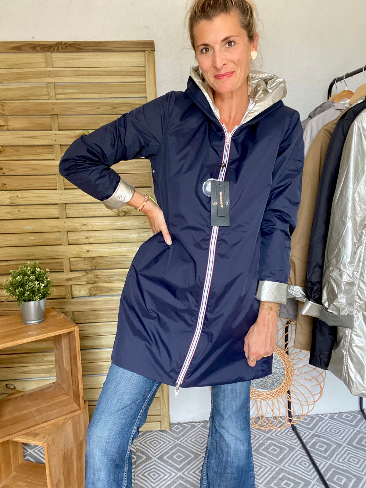 LAURA JO - Imperméable réversible rembourré LOUISON LONG - Marine/Doré