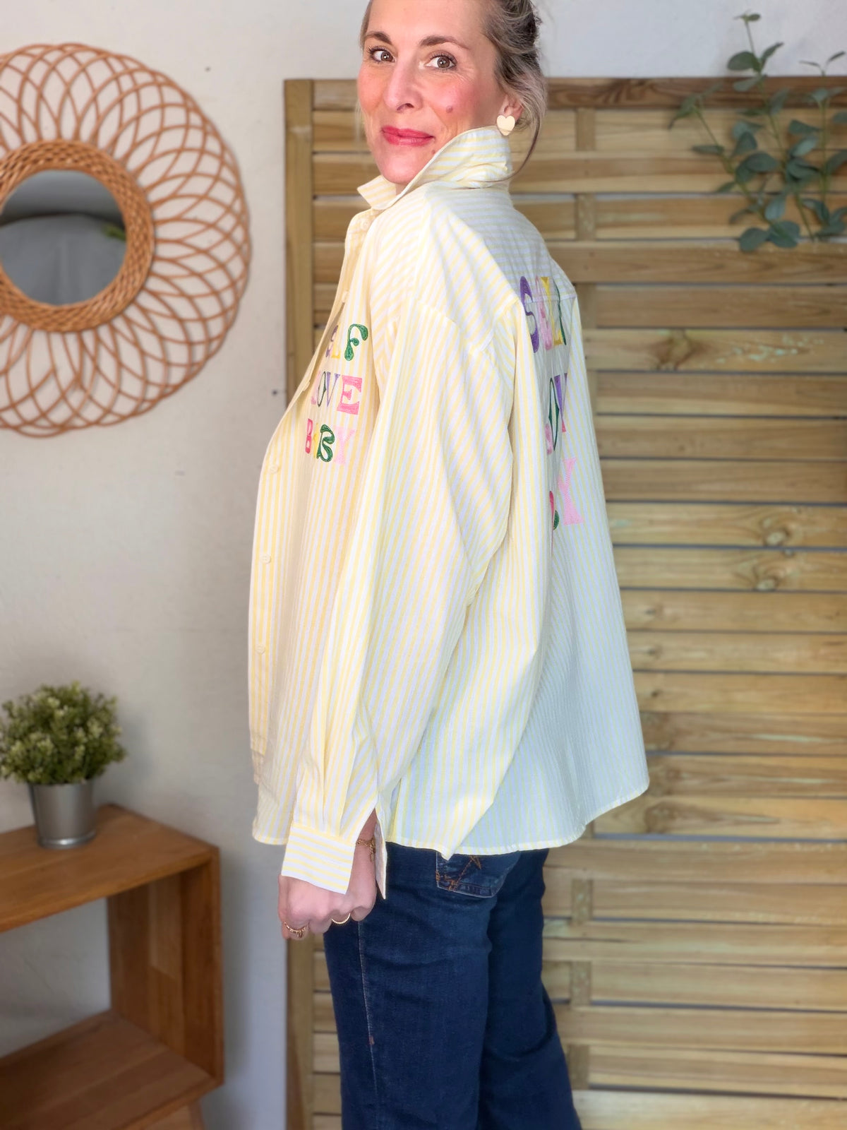 Chemise jaune rayée brodée SELF LOVE BABY - VITA - FIN DE SÉRIE