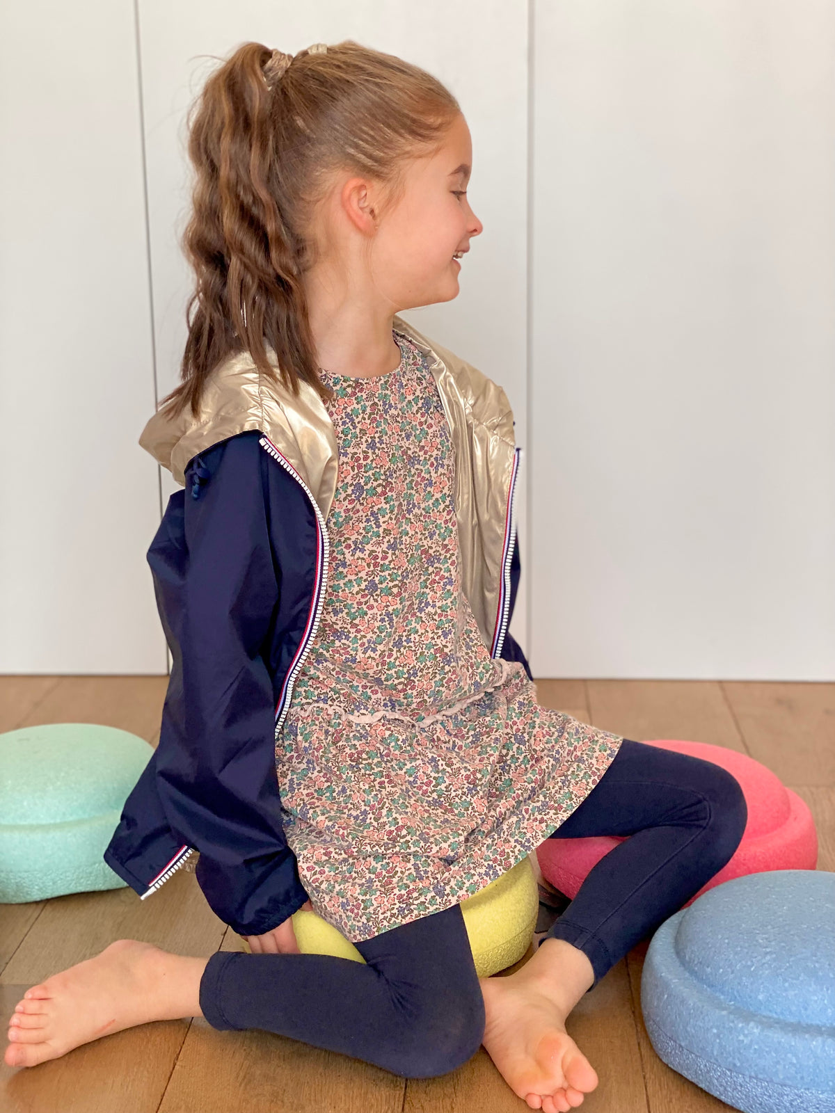 LAURA JO - Imperméable réversible léger GARANCE KIDS enfant (mixte) - Bleu Marine / Doré • DÉSTOCKAGE sur Taille 6 ans