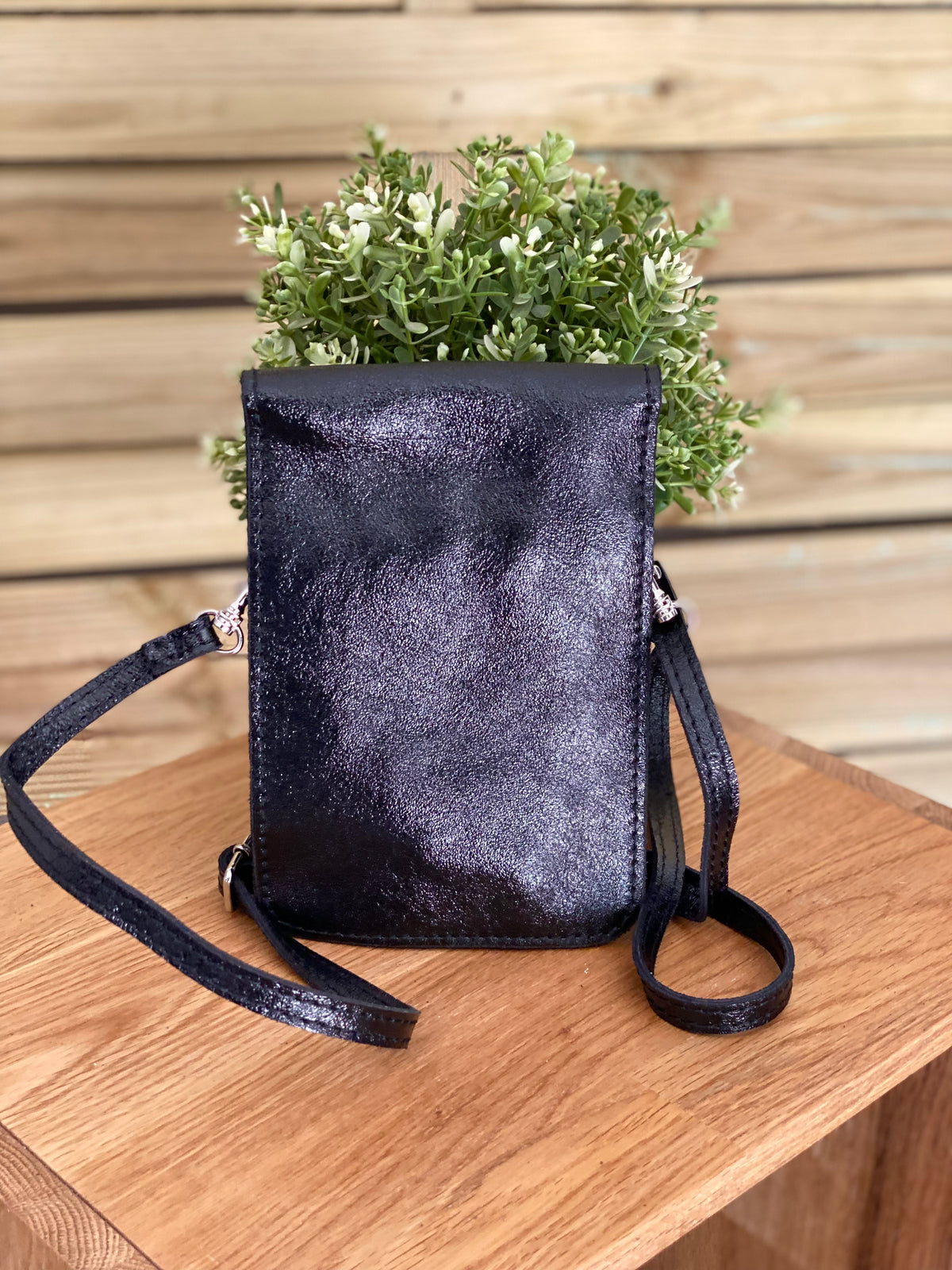 Pochette bandoulière en cuir irisé - FLORE - Noir (7 coloris)