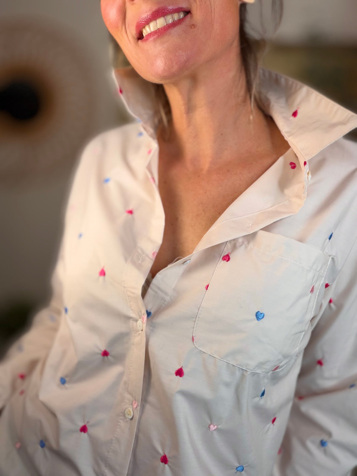 Chemise en coton beige nude cœurs brodés MYLÈNE 🩷💙❤️ - FIN DE SÉRIE