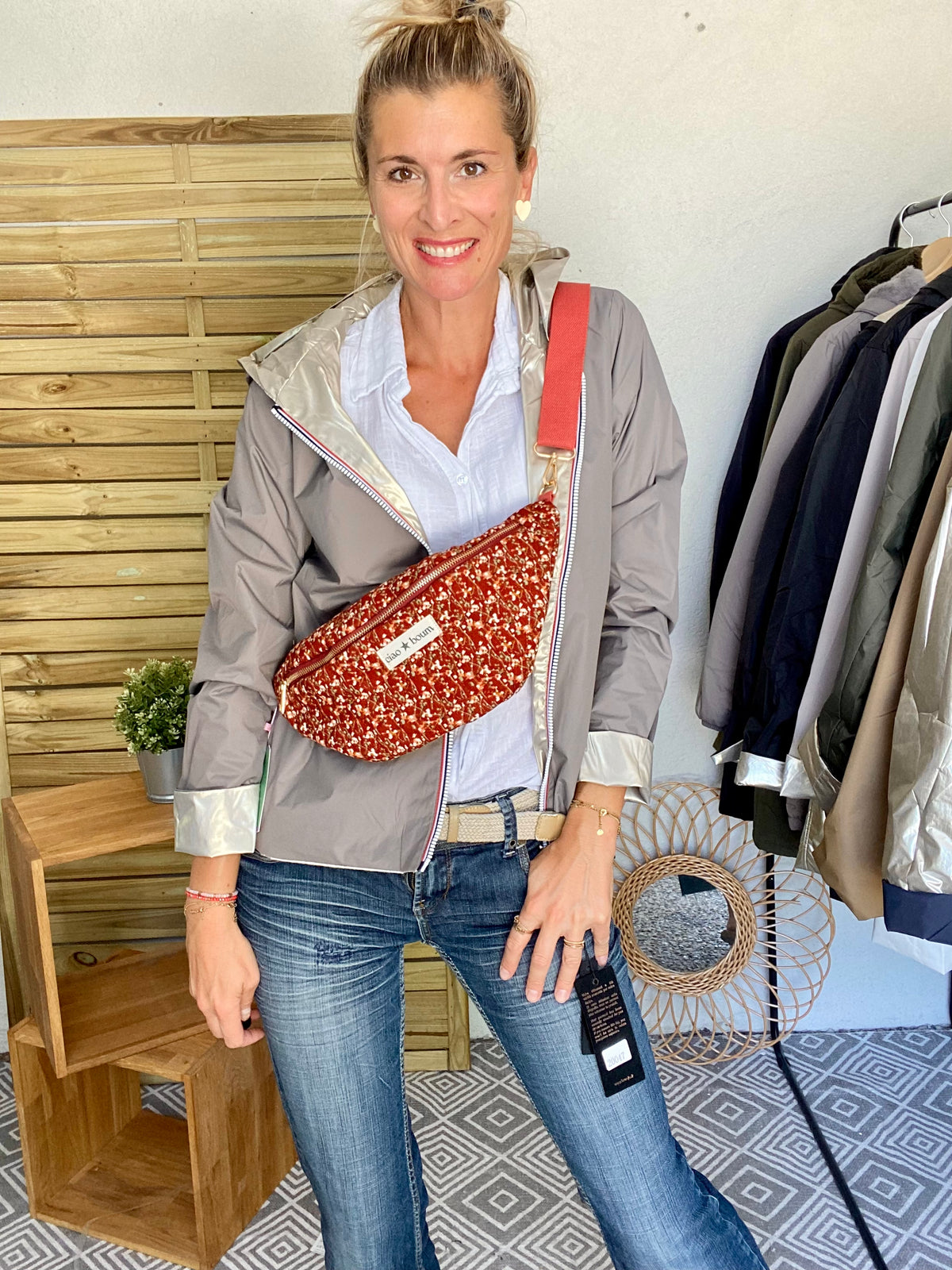 LAURA JO. Imperméable réversible léger GARANCE COURT - Gris taupe/Doré
