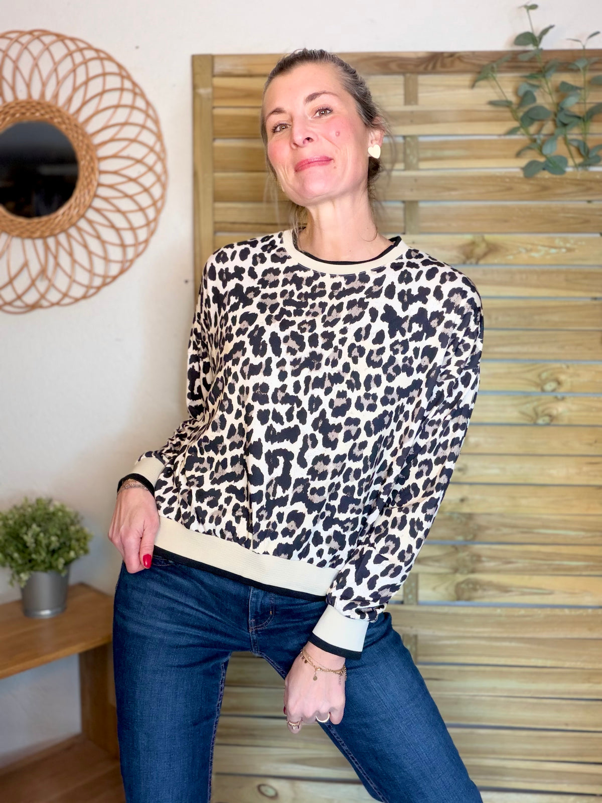 Sweat imprimé Léo 🐆 ÉGLANTINE