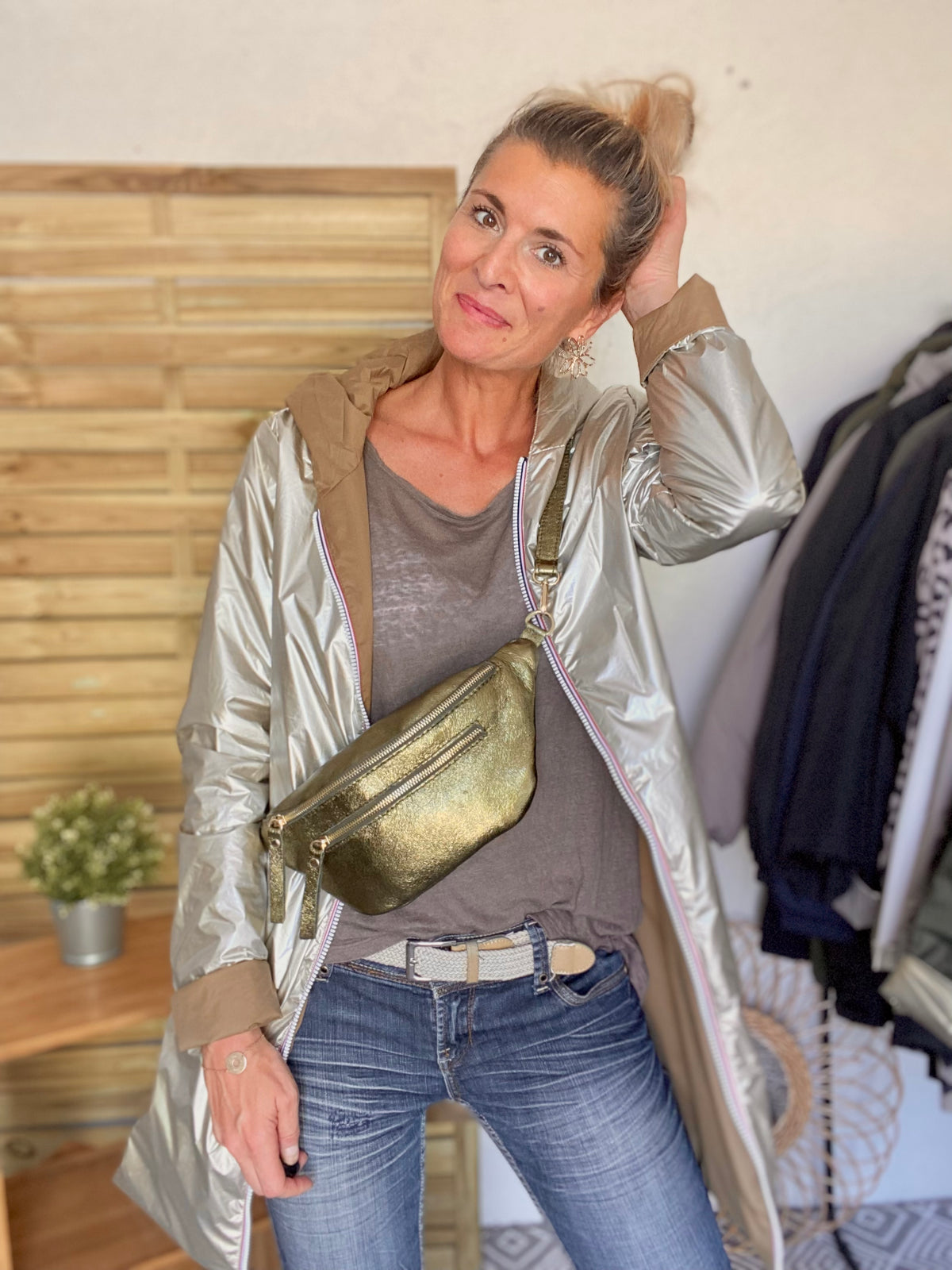 Sac banane en cuir irisé ERYN - Kaki (9 coloris)