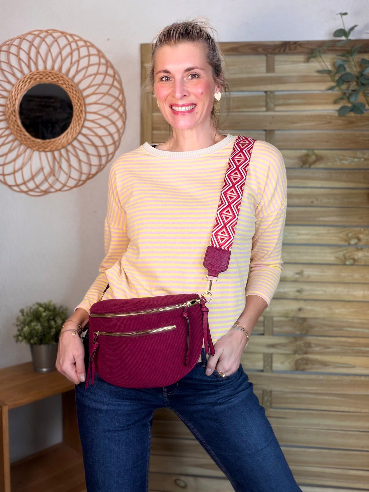 Sac banane en velours côtelé, sangle fantaisie - KATY - Bordeaux - FIN DE SÉRIE