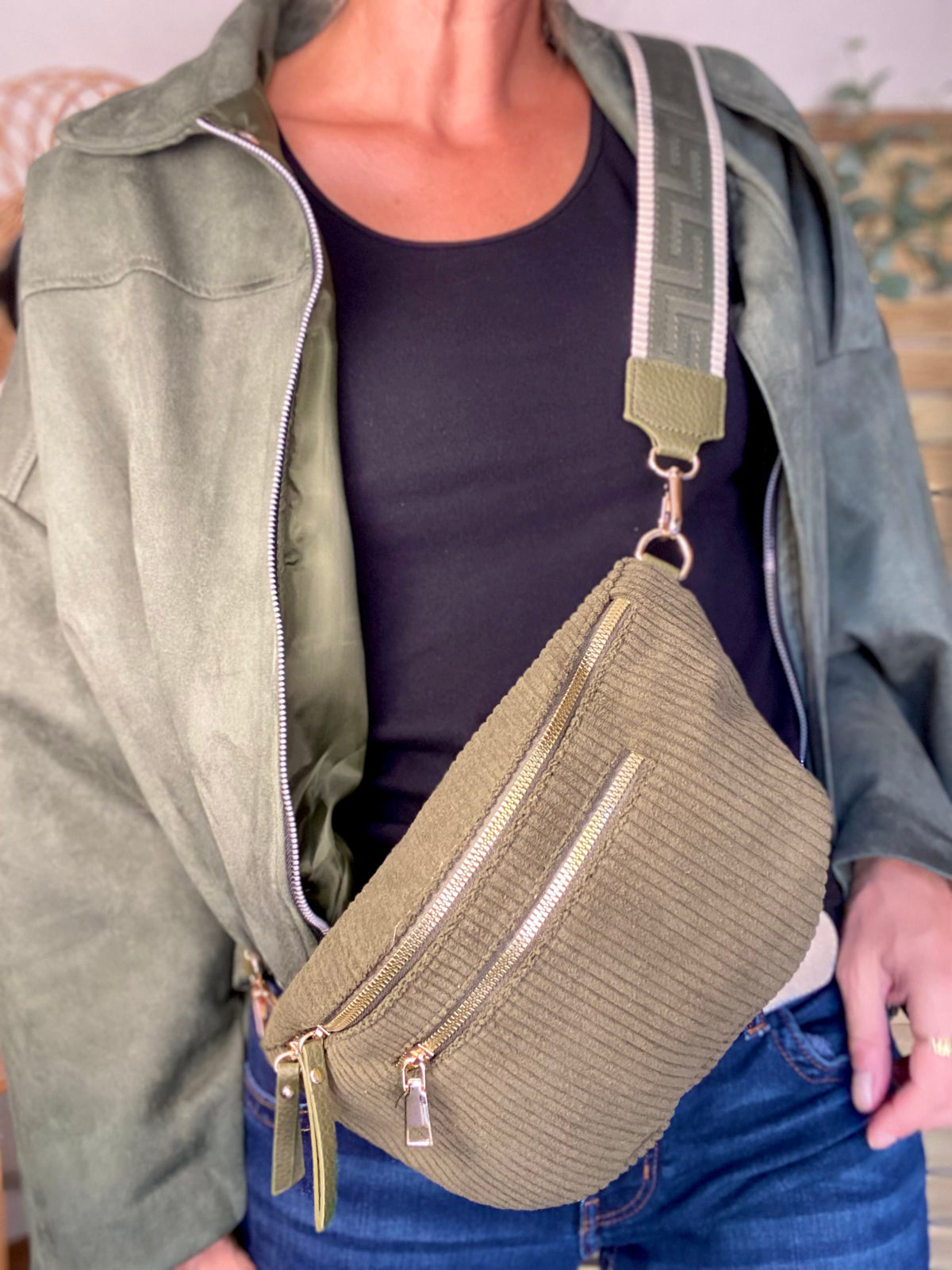 Sac banane L en velours côtelé 2 zips et sangle fantaisie - ASHLY - Kaki
