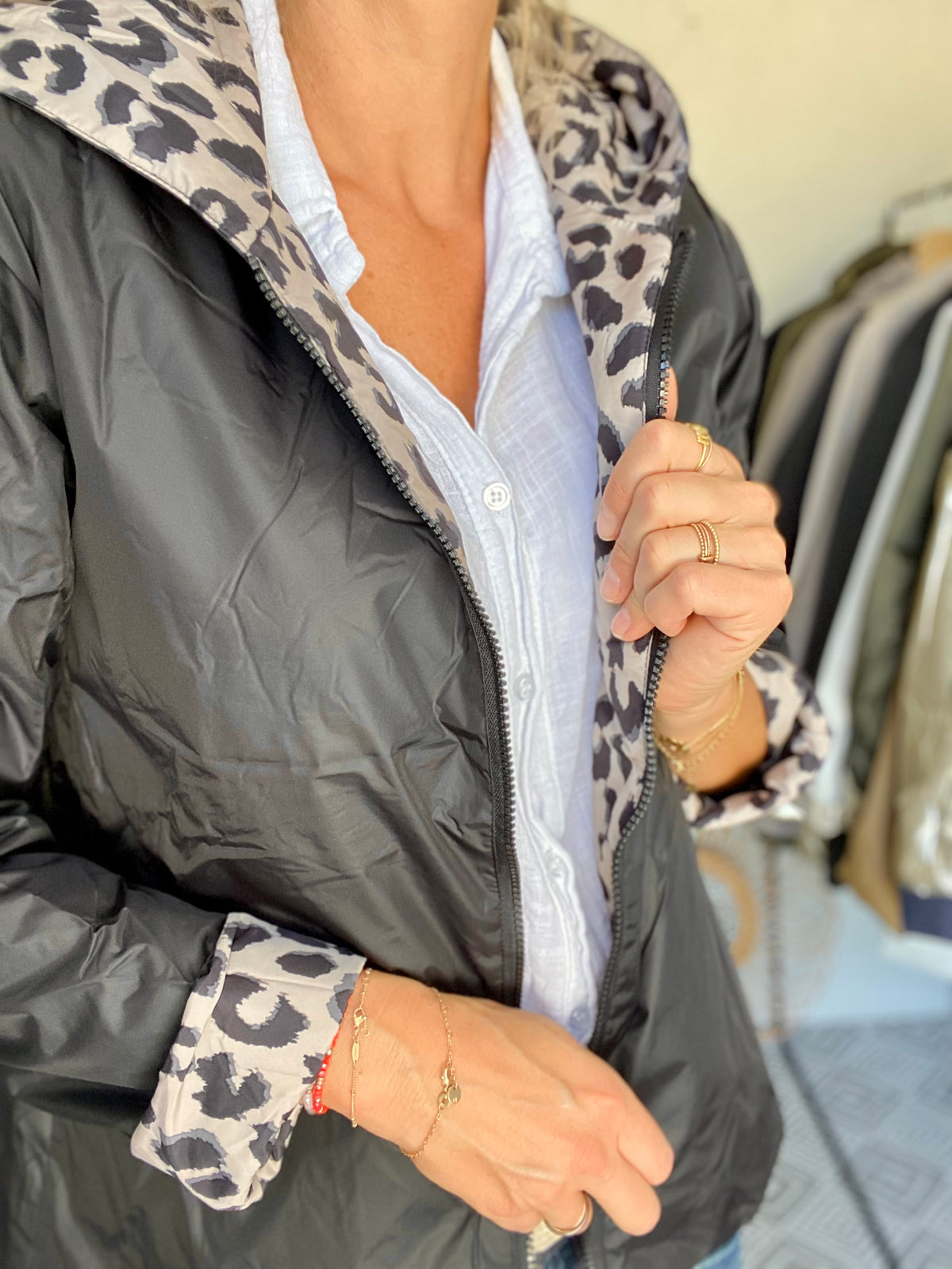 LAURA JO - Imperméable réversible rembourré LOUISON COURT - Noir / léo • DÉSTOCKAGE sur Taille XL