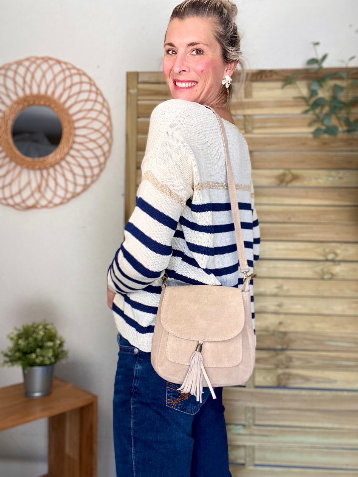 Sac bandoulière en cuir daim HORTENSE - Beige - FIN DE SÉRIE