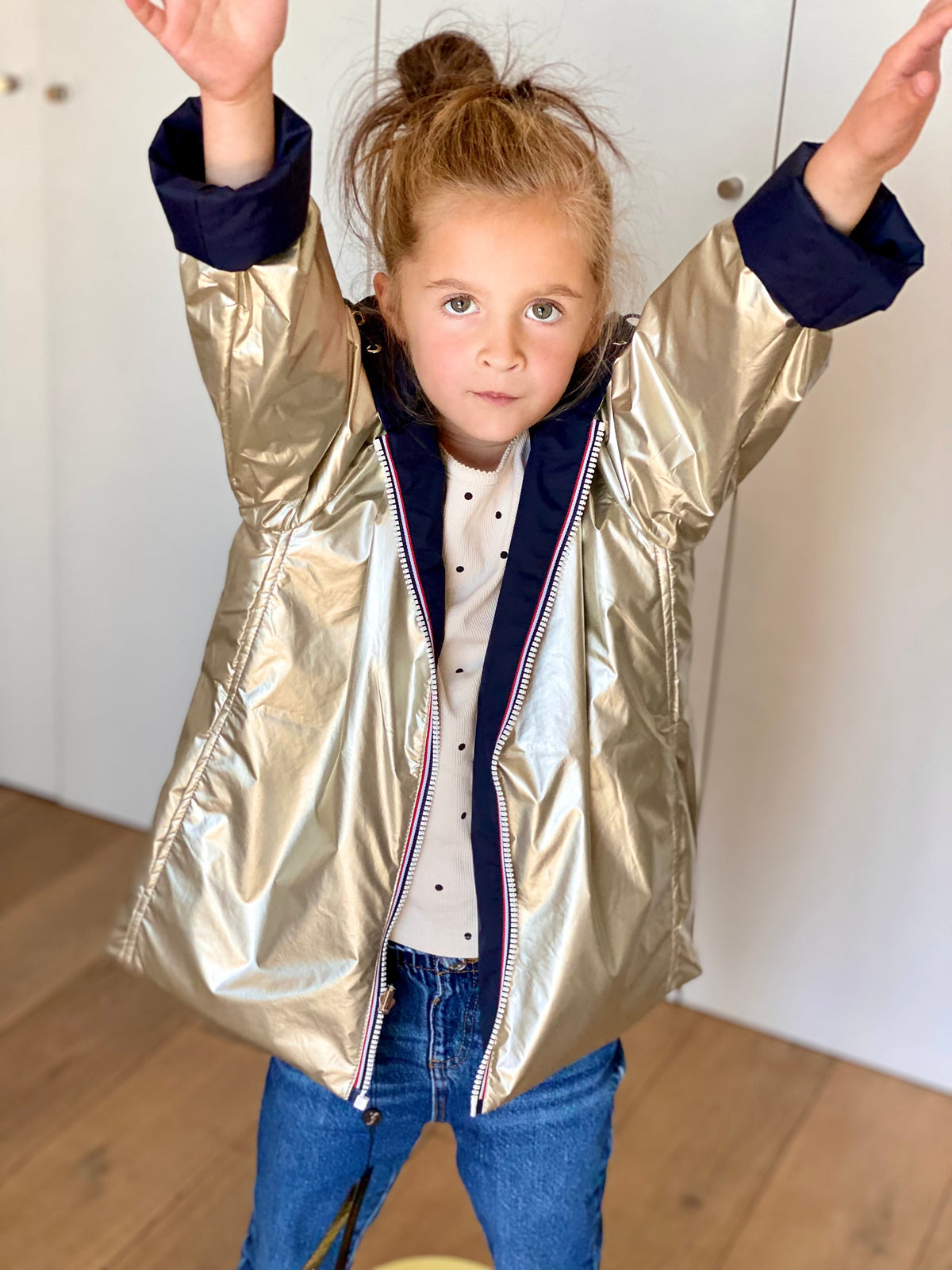Imperméable réversible rembourré LOUISON KIDS enfant (mixte) - Bleu Marine / Doré
