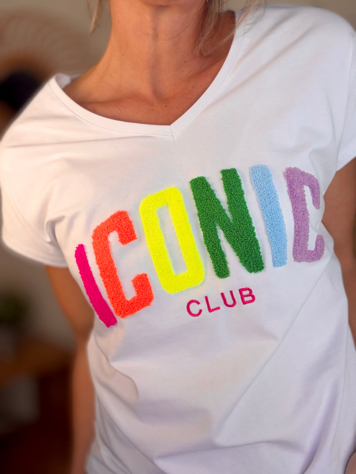 Tee shirt col V ICONIC club MIRANDA Blanc